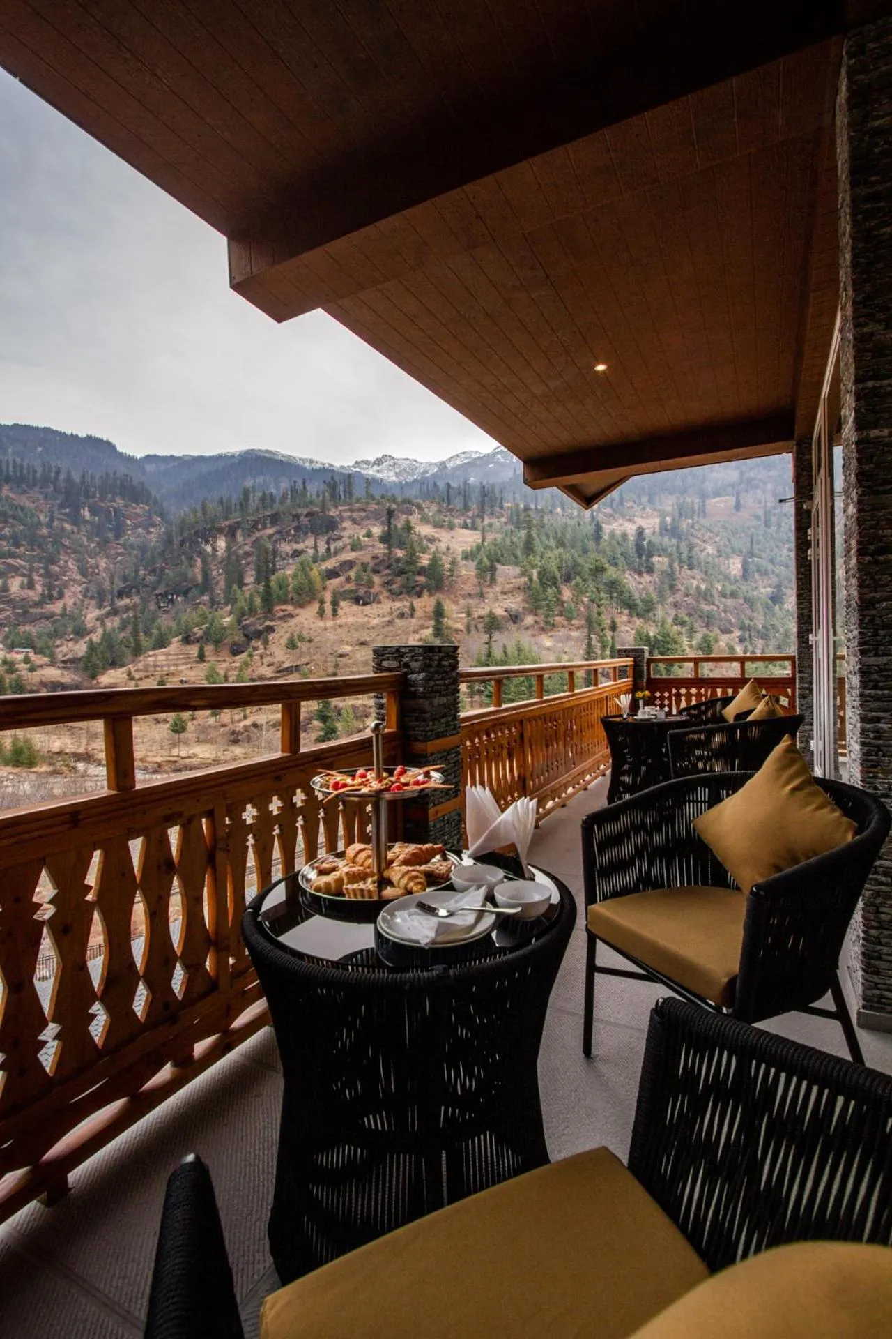 Day in Palchan Hotel & Spa - A member of Radisson Individuals Retreats