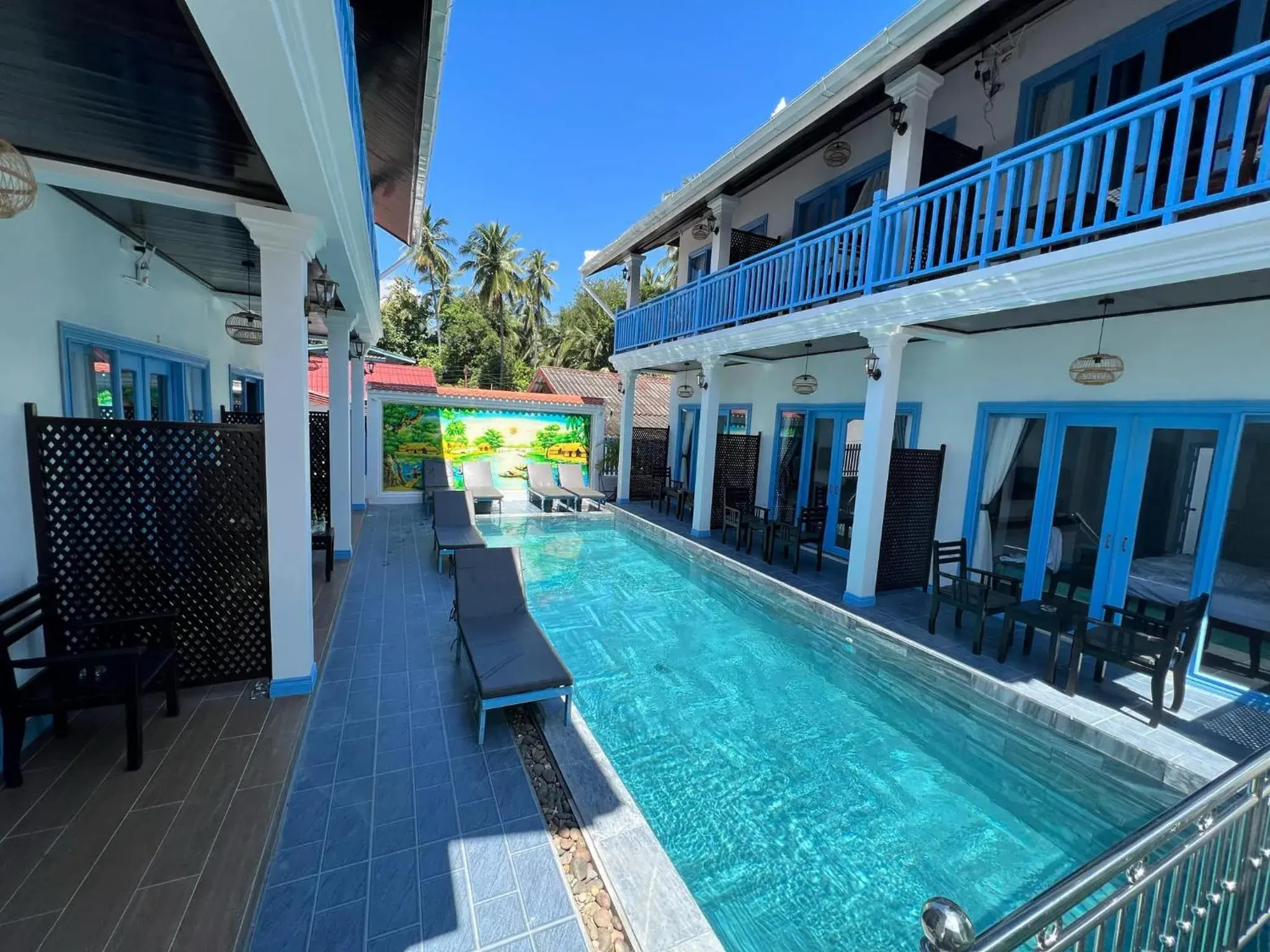 Twin Room with Pool View - single occupancy in Sadakham Hotel Twin Room with Pool View - single occupancy in Sadakham Hotel