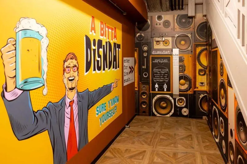 REZz Temple Bar, Dublin