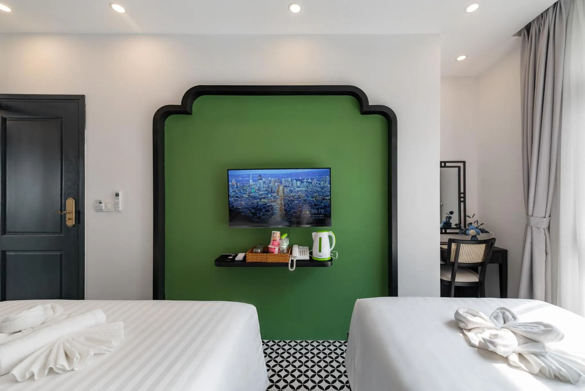 Bedroom, Bed in Le Palmier Phu Quoc Hotel - Free Shuttle To Grand World