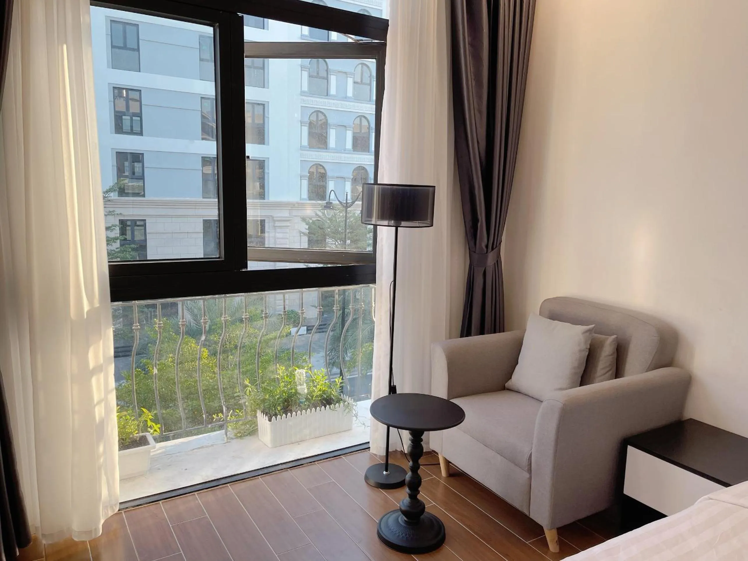 Seating area in Le Palmier Phu Quoc Hotel - Free Shuttle To Grand World