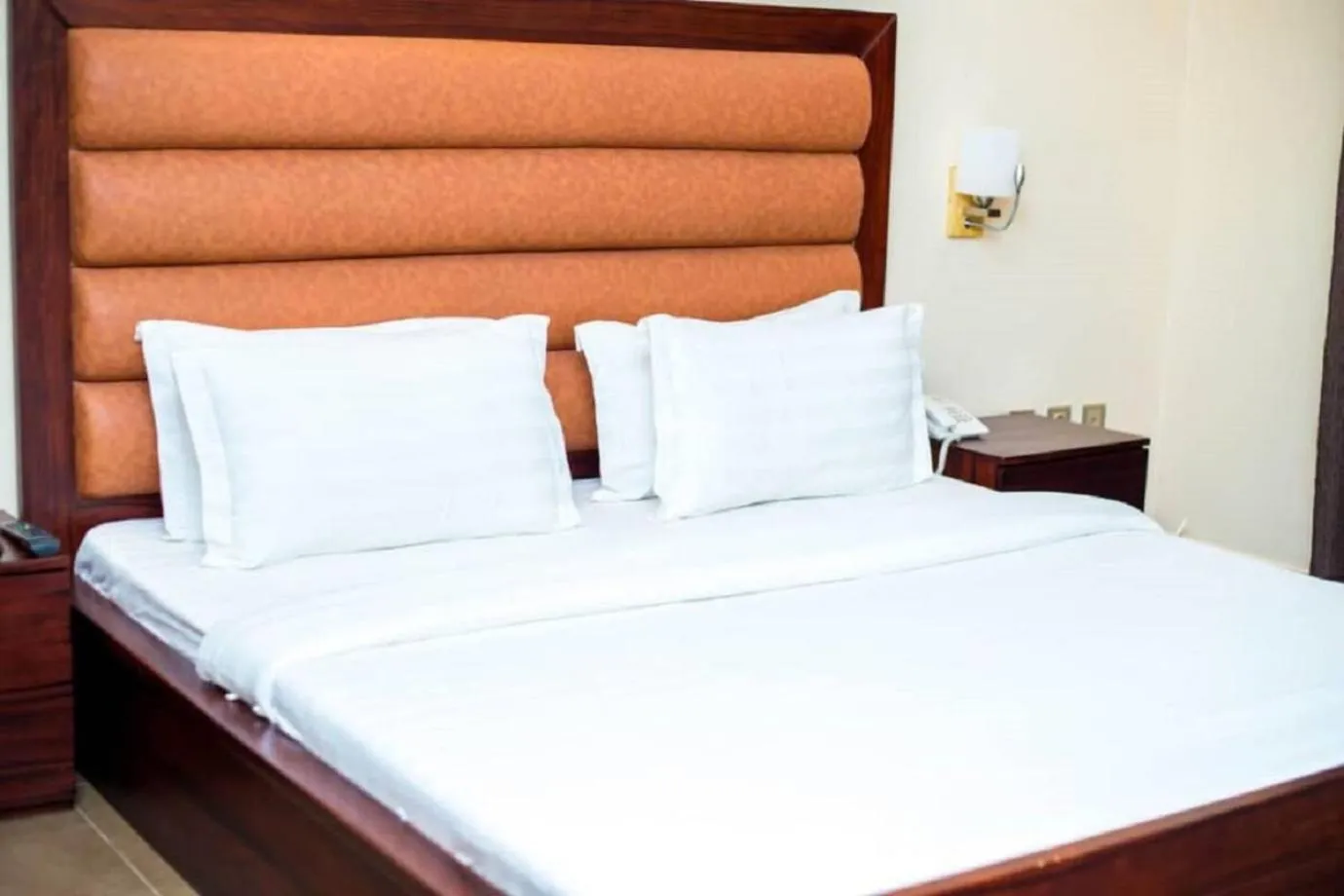 Bed in Hôtel Guest House Quatre Saisons