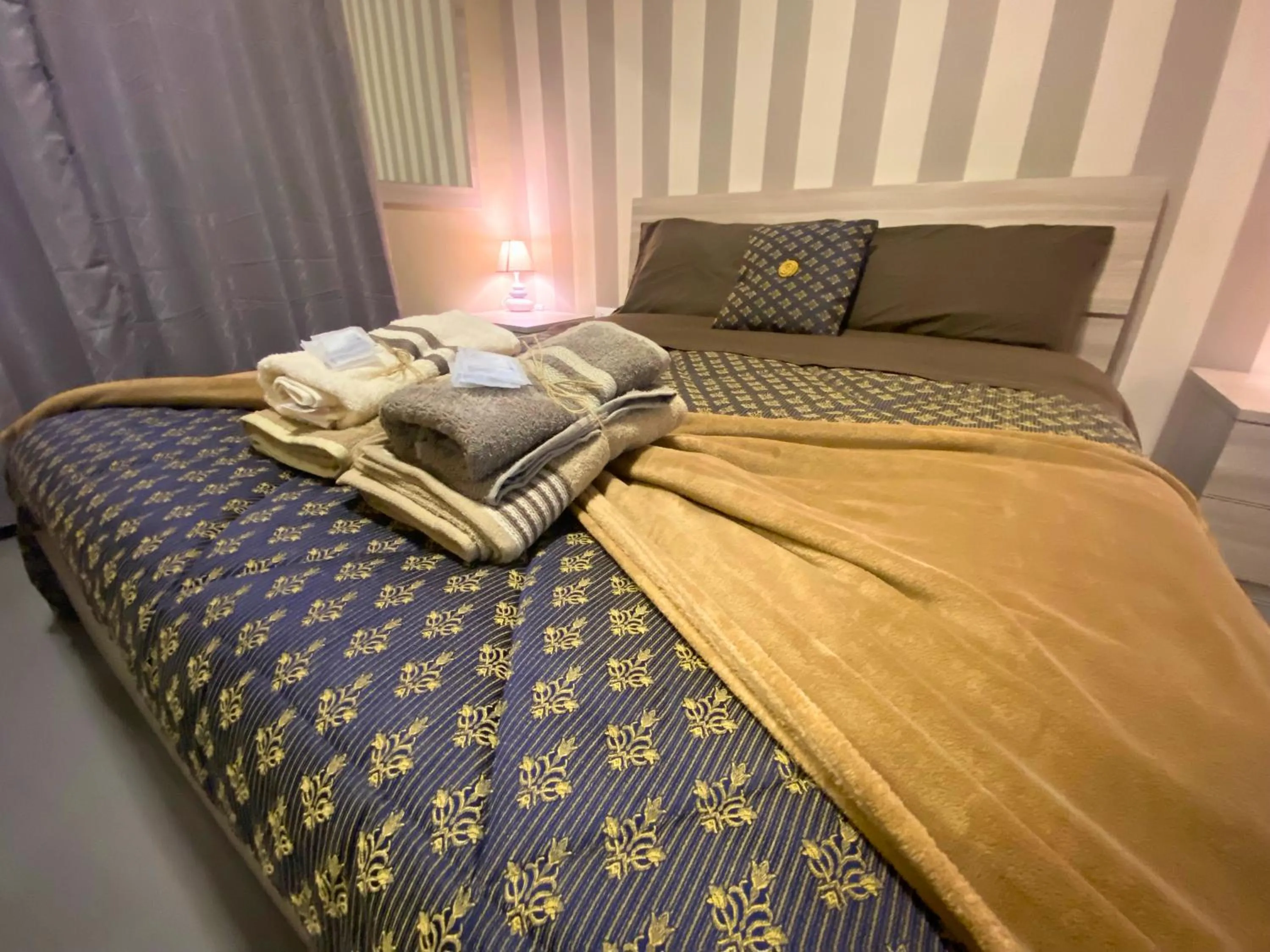 Bedroom, Bed in B & B VICO GRANDE