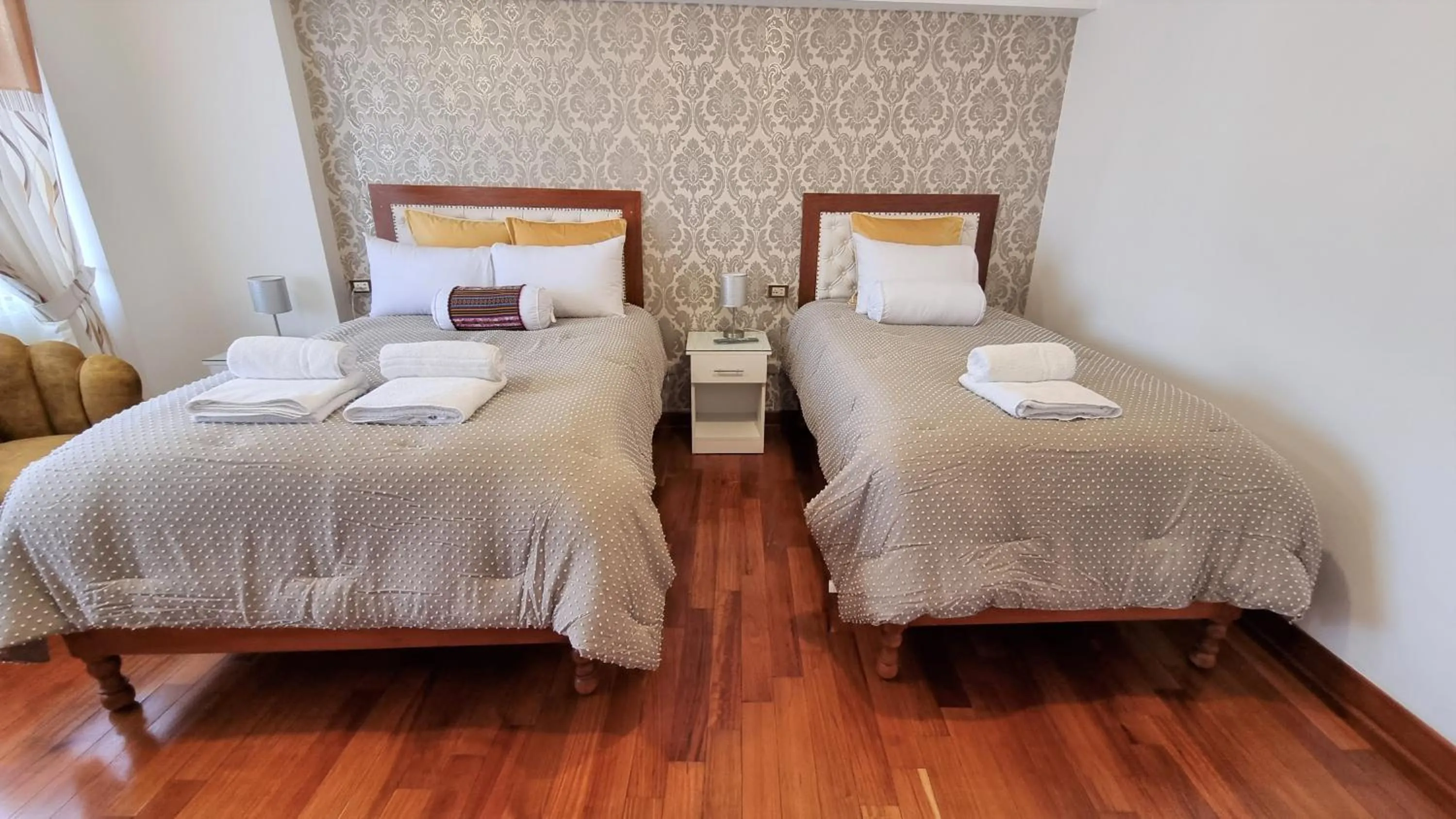 Bed in Hotel-Apartment INKASABIOS