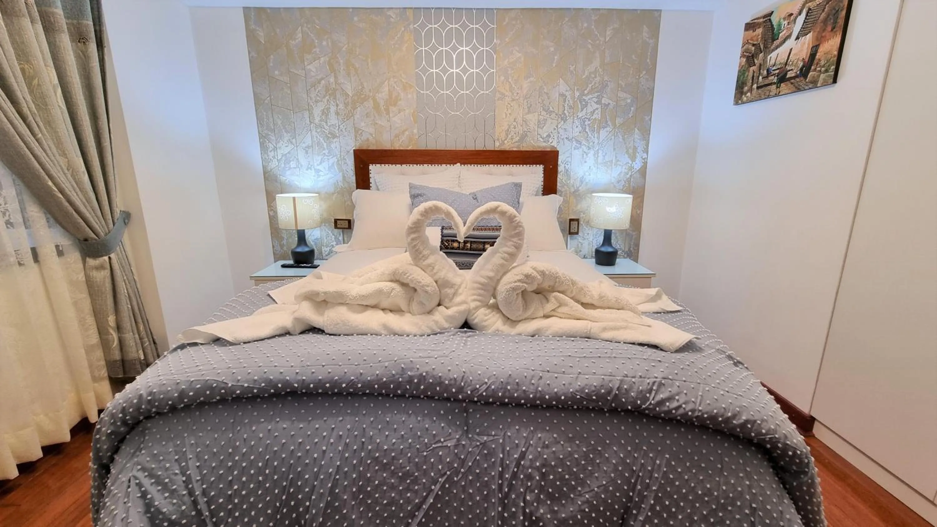 Bed in Hotel-Apartment INKASABIOS