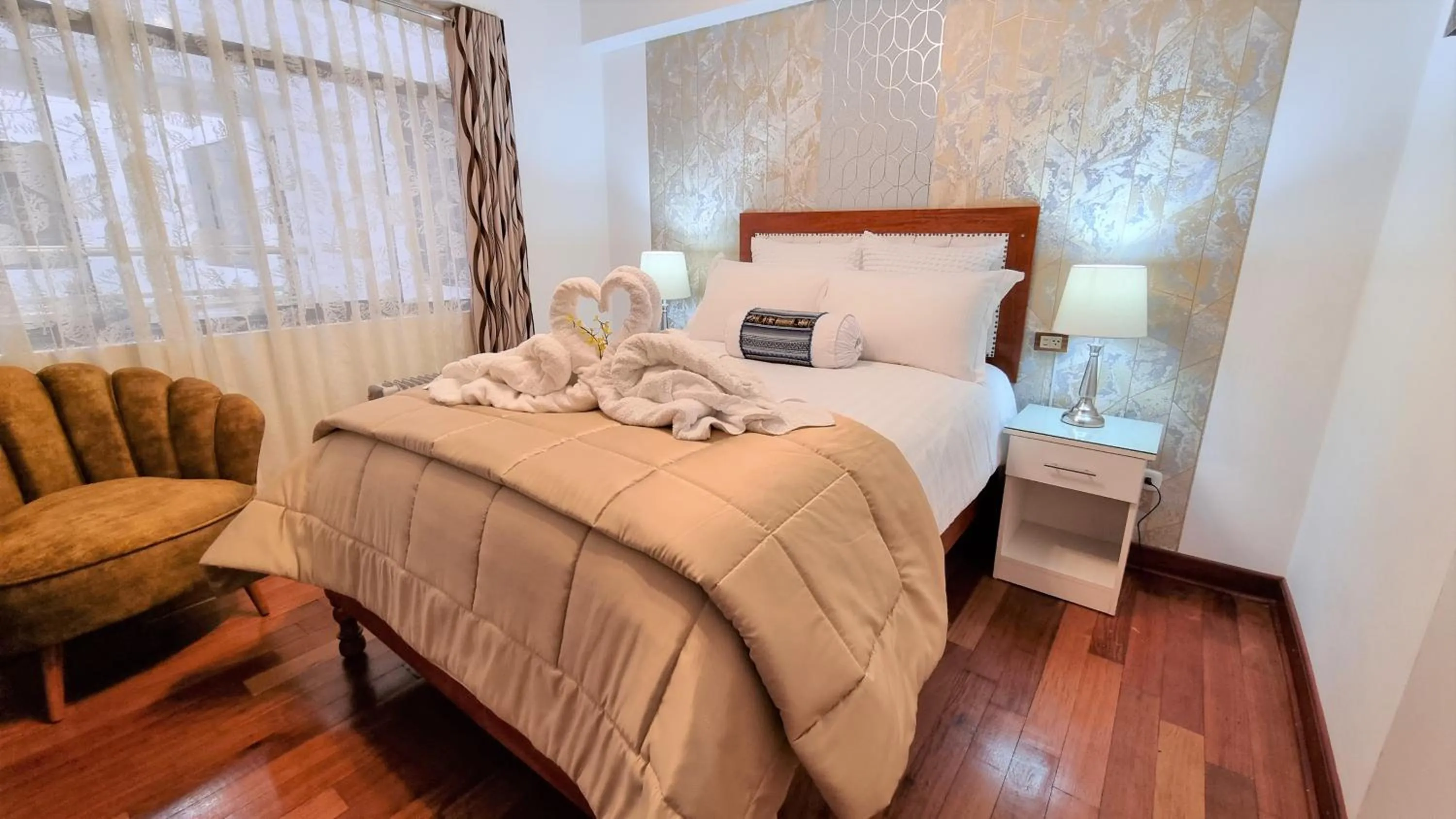 Bed in Hotel-Apartment INKASABIOS