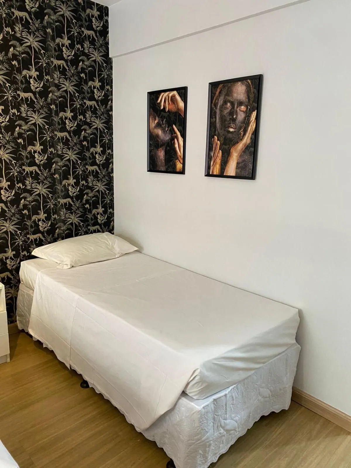 Bed in Garvey Park Hotel