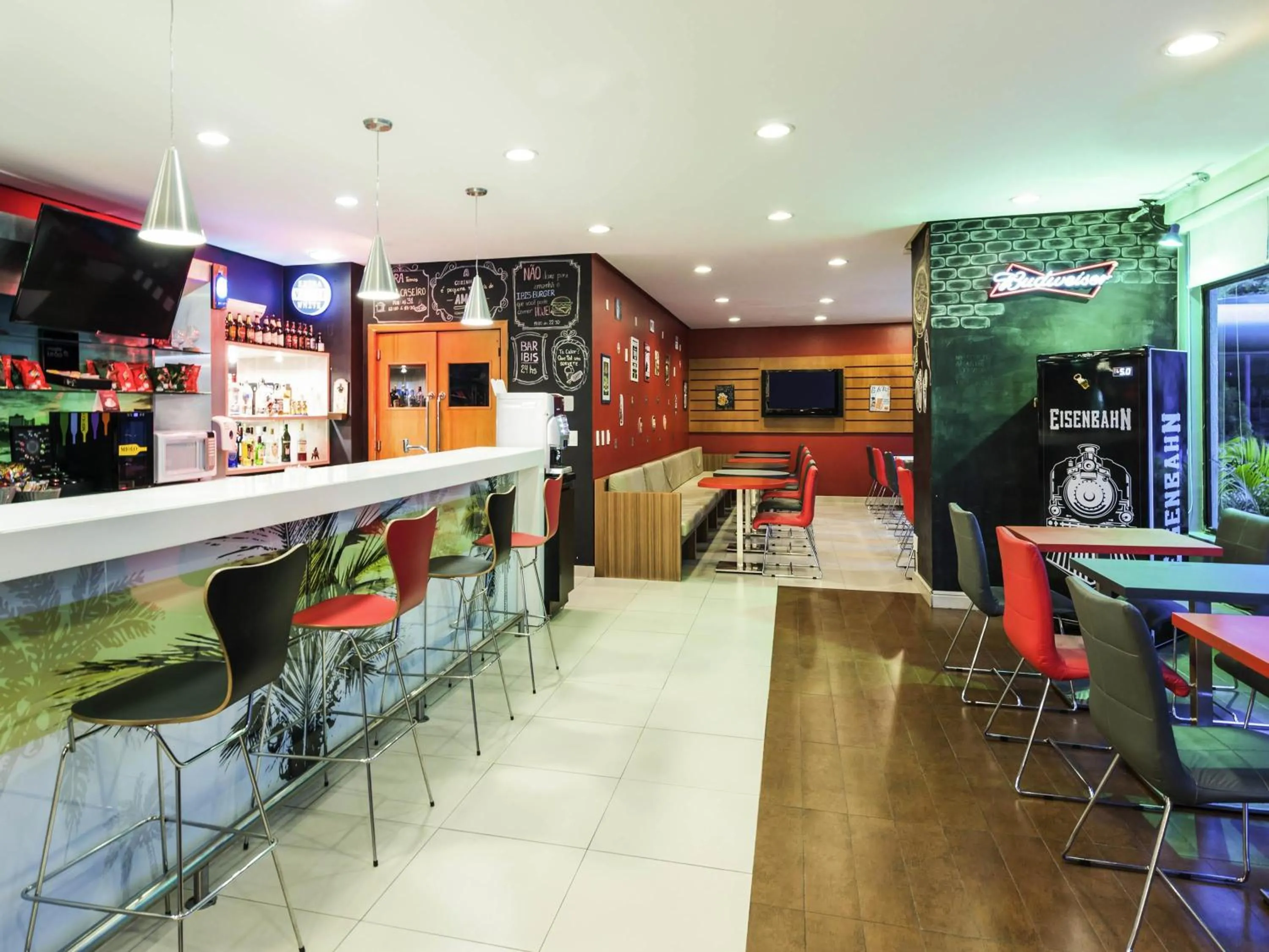 Lounge or bar in ibis Fortaleza Praia de Iracema