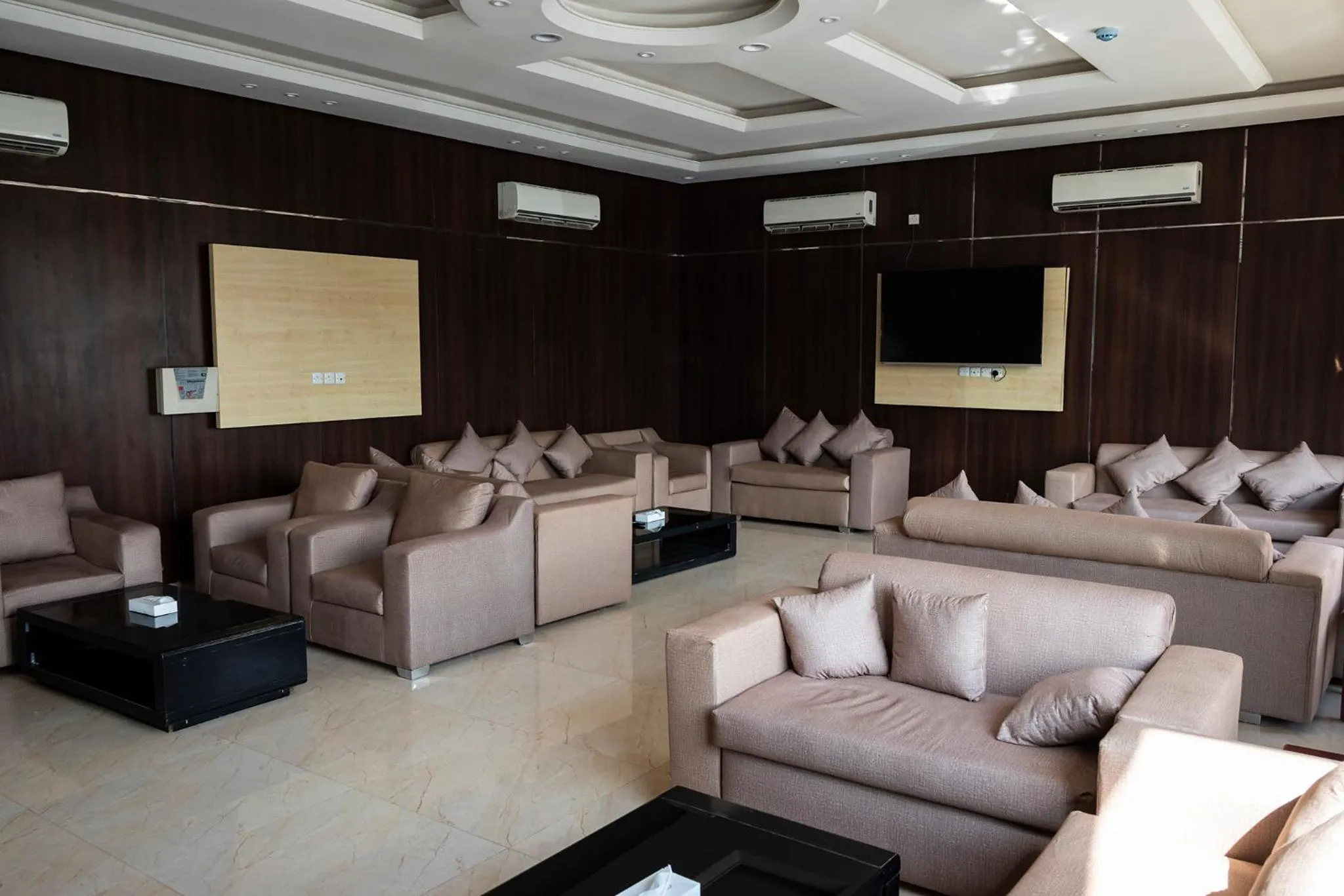 TV and multimedia in شقق اهلين اربعة للشقق المخدومة