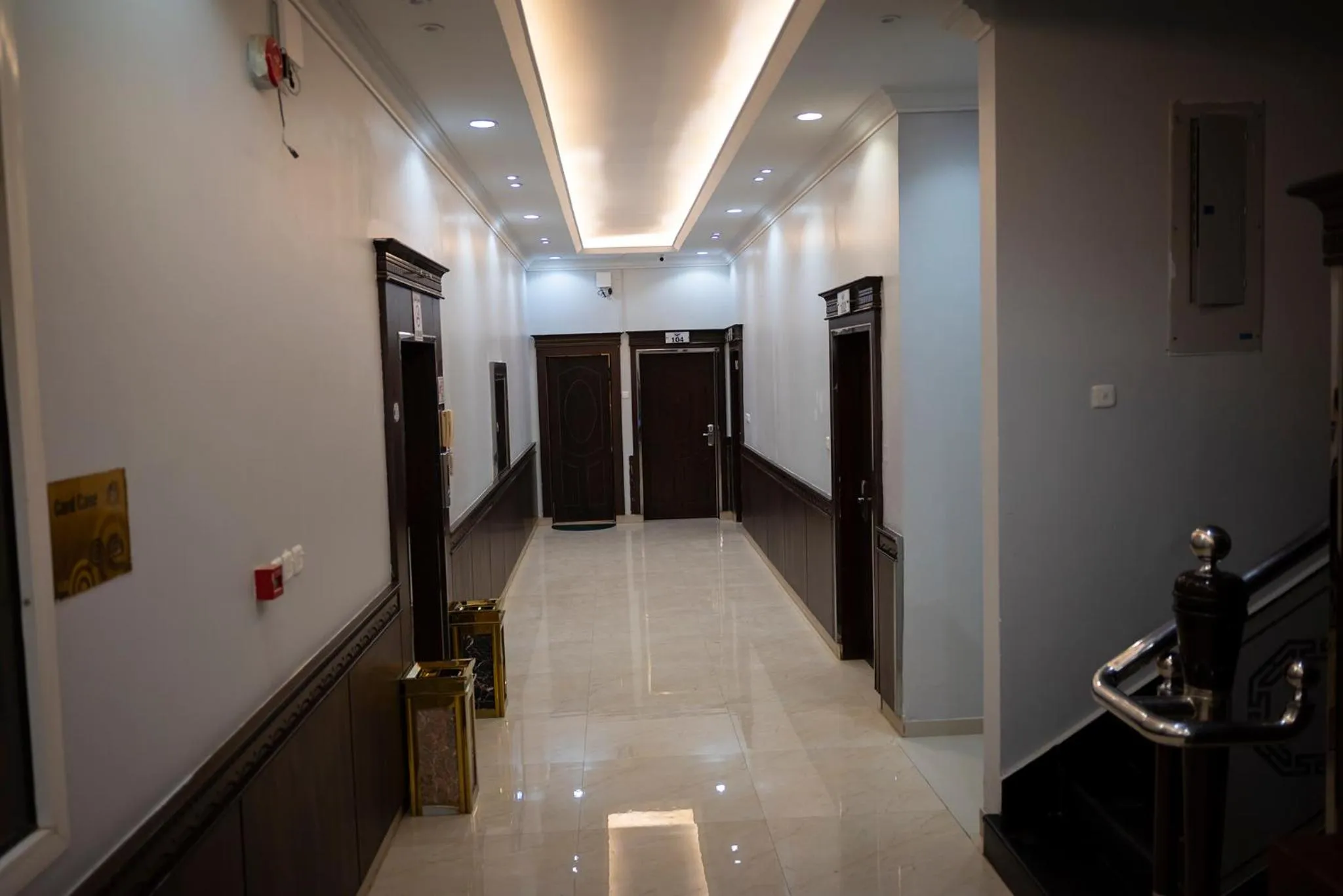 Property building in شقق اهلين اربعة للشقق المخدومة