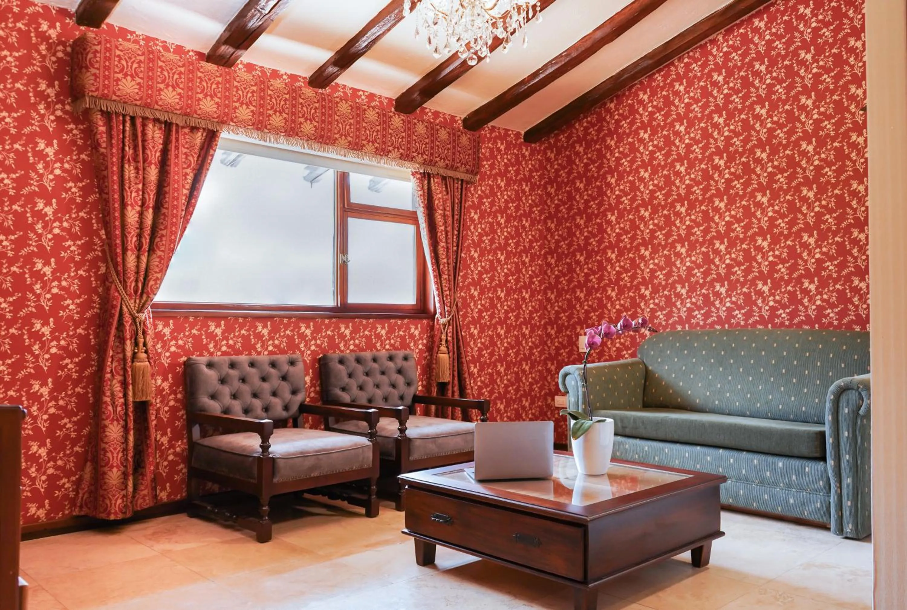 Seating area in Uzhupud Garden Hotel & Lodge