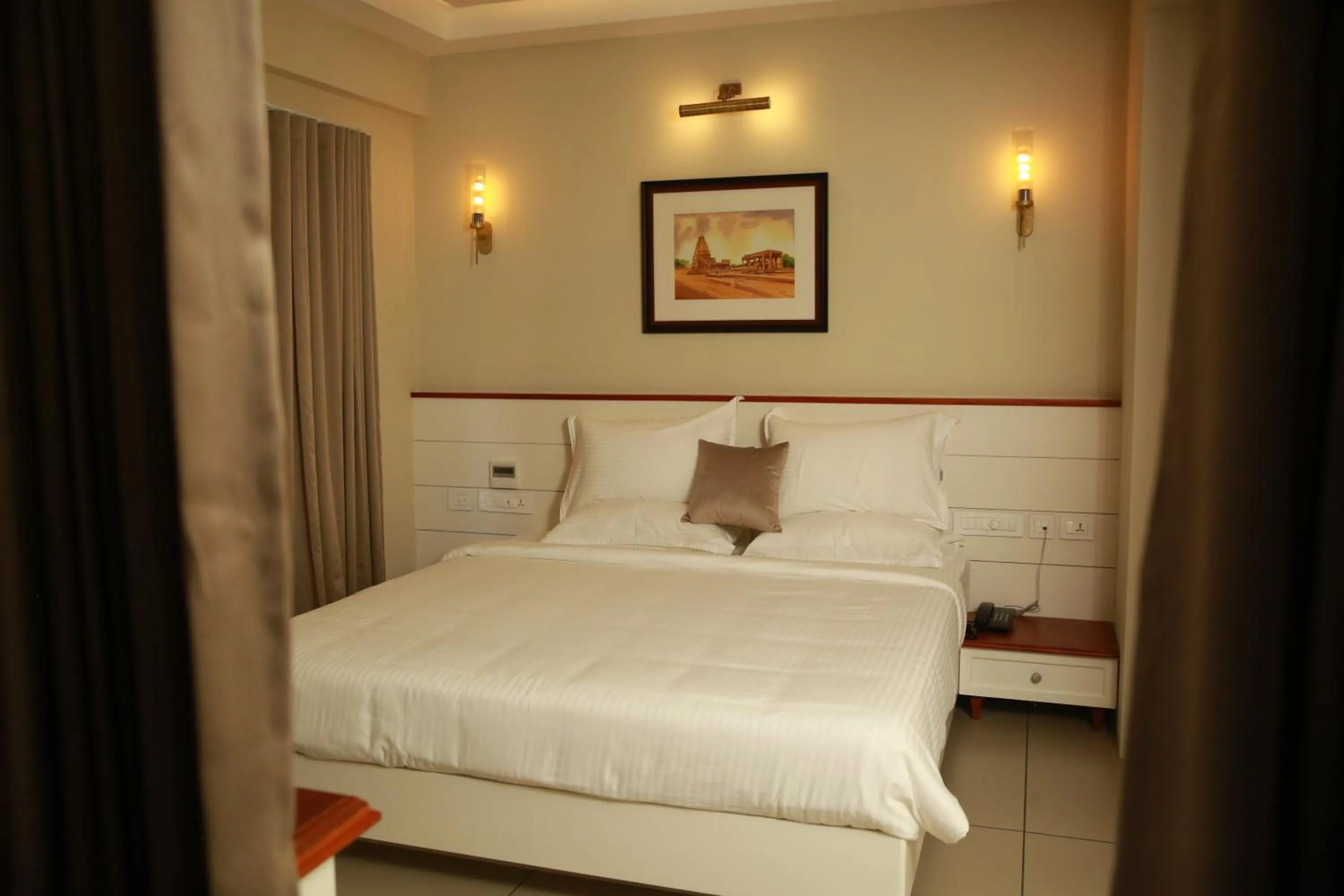 Bedroom, Bed in PEARL MAHE