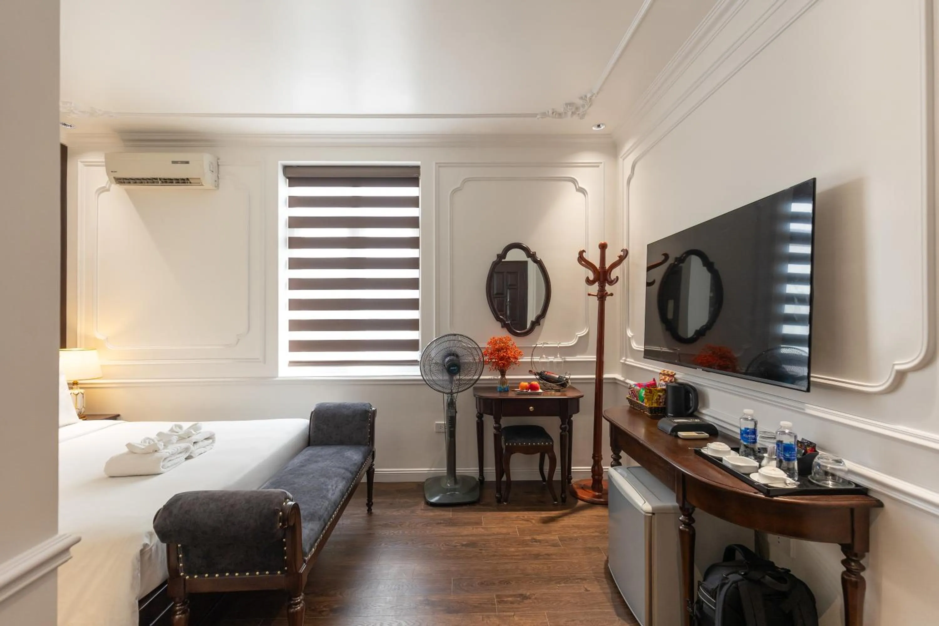 Bedroom, Bed in Hoàng Gia Xa La Boutique Hotel