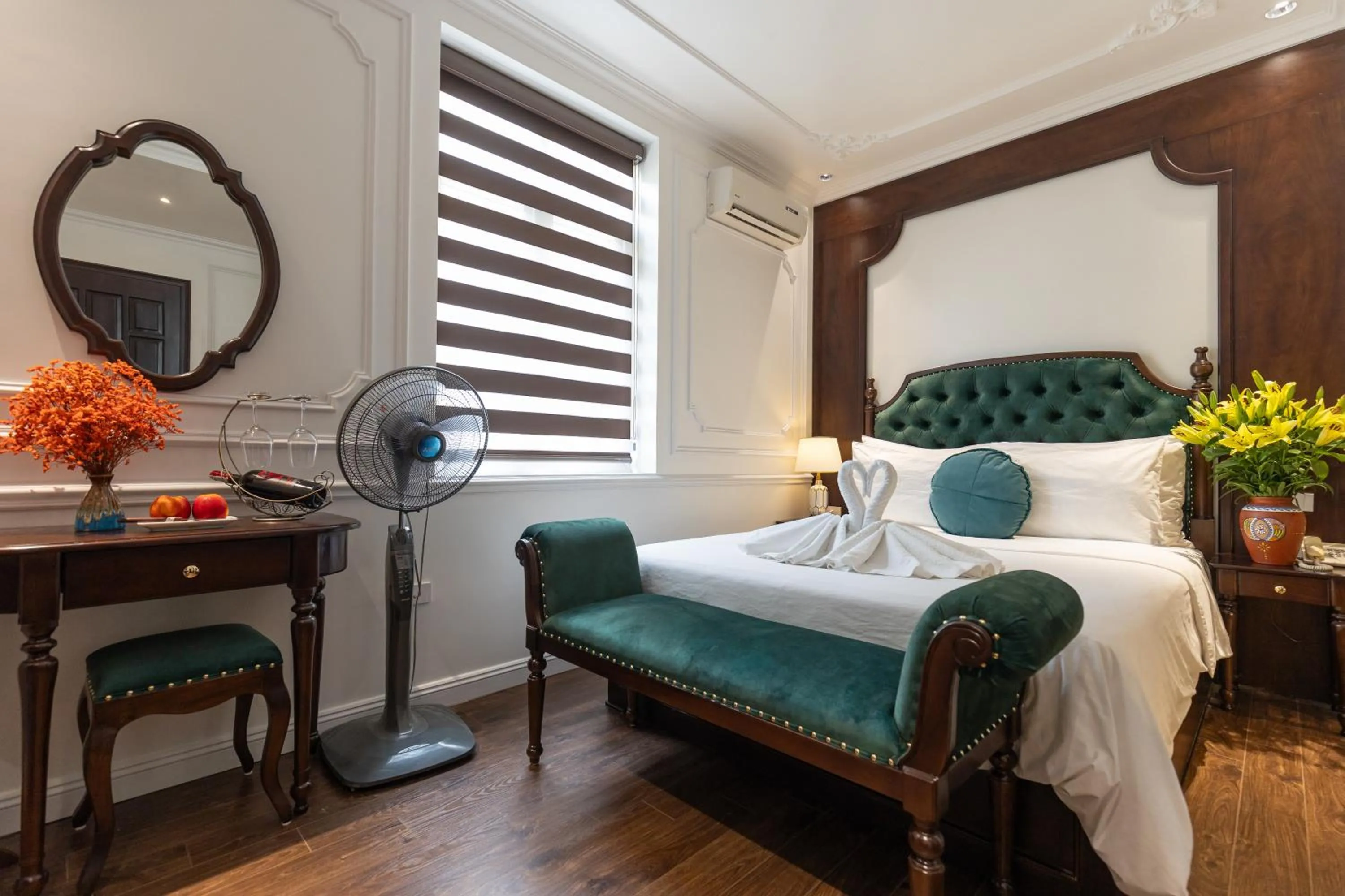 Bedroom, Bed in Hoàng Gia Xa La Boutique Hotel