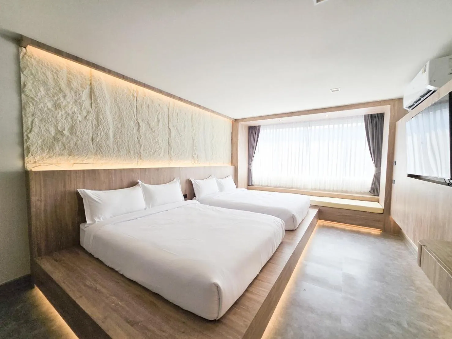 Bed in Ascella Bangkok Hotel