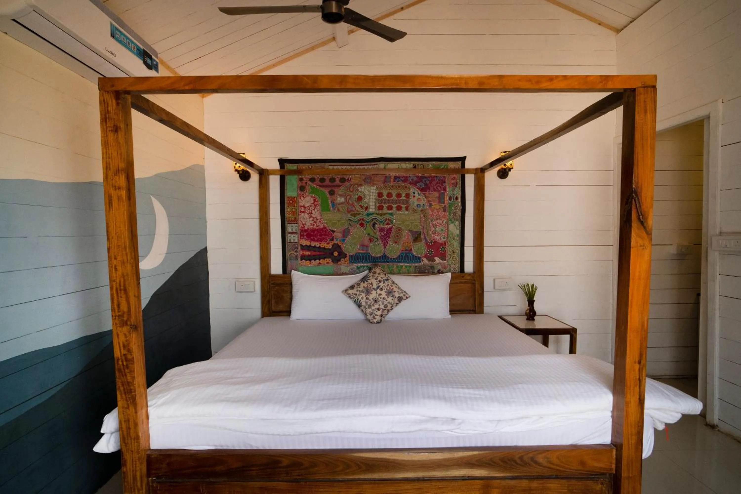 Bed in Shambho Retreat