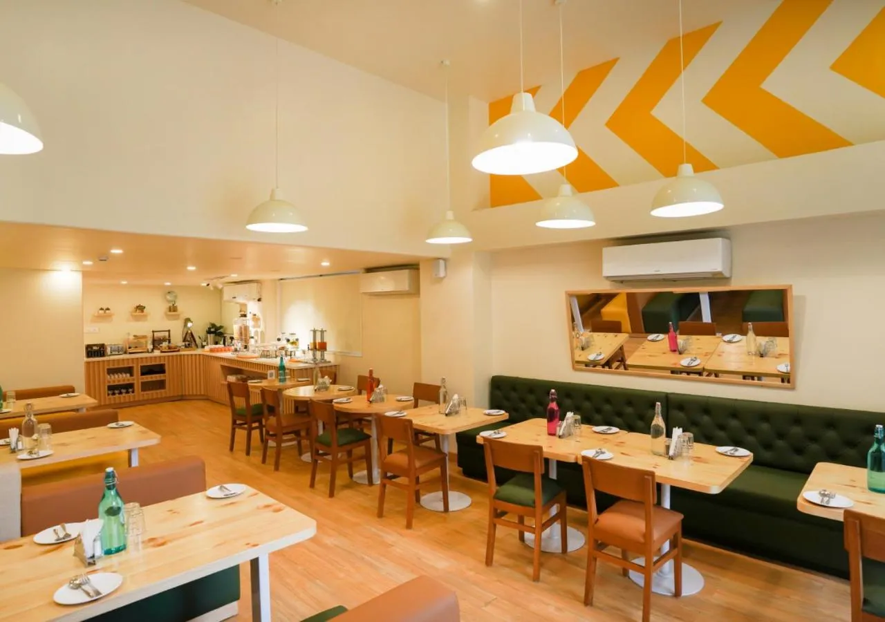 Restaurant/places to eat in Bloom Hotel - Magarpatta