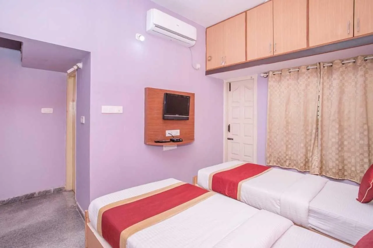 Bedroom, Bed in Hotel O Blossom Suites