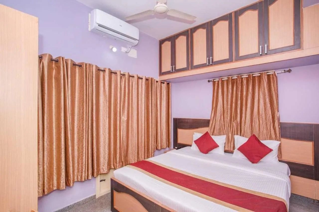 Bedroom, Bed in Hotel O Blossom Suites