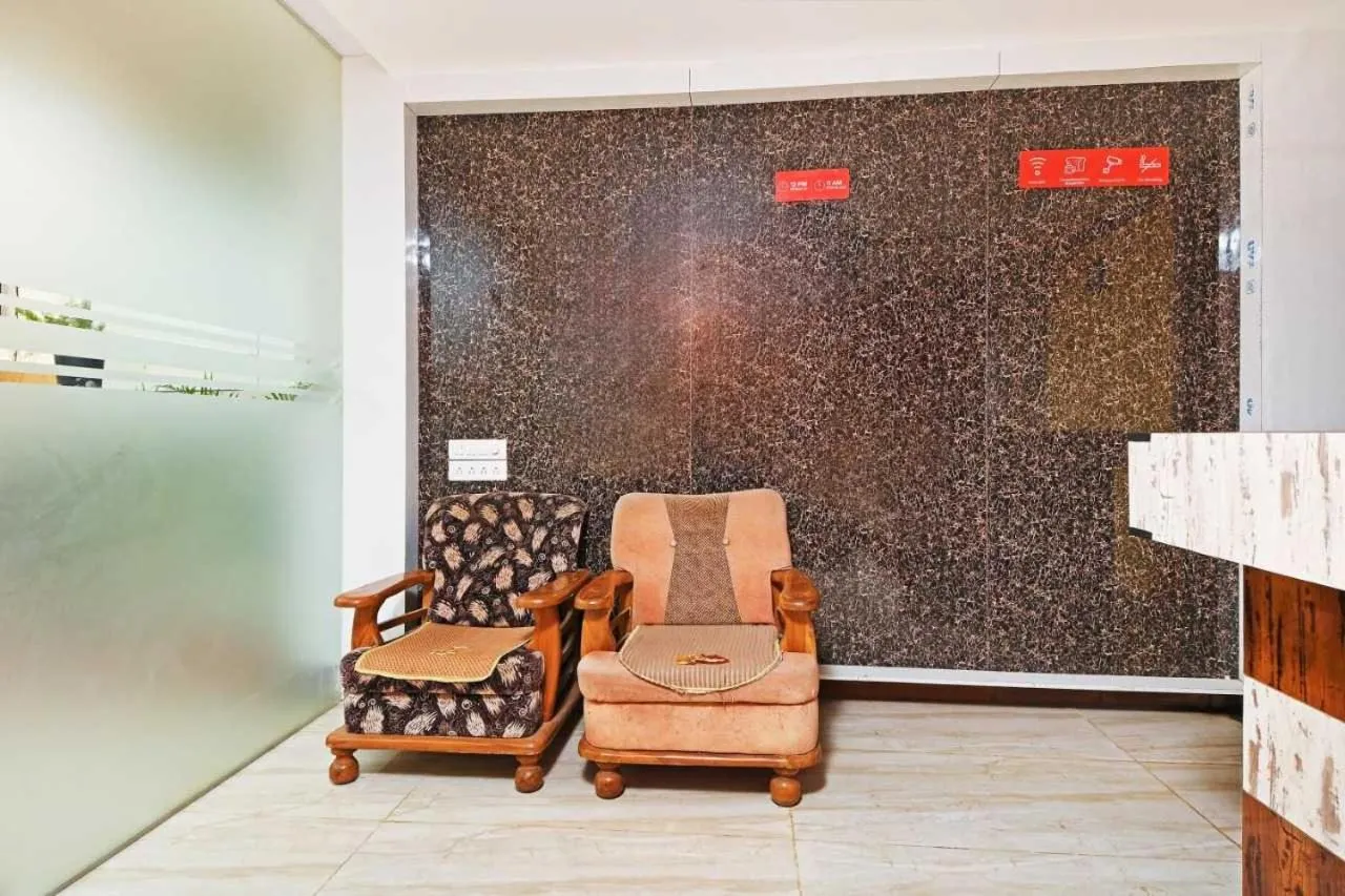 Lobby or reception in Hotel O Blossom Suites