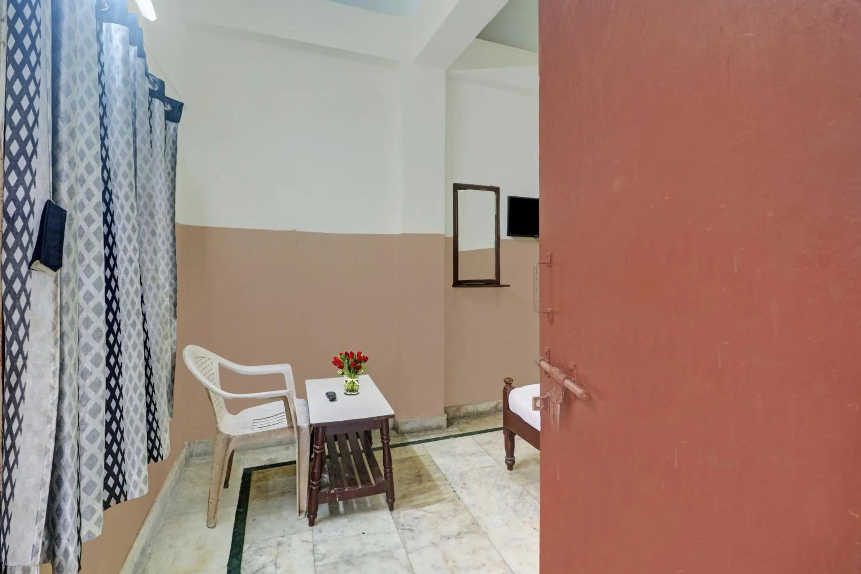 Lobby or reception in SPOT ON Sri Sai Lohith Lodge Near Secunderabad Railway Station