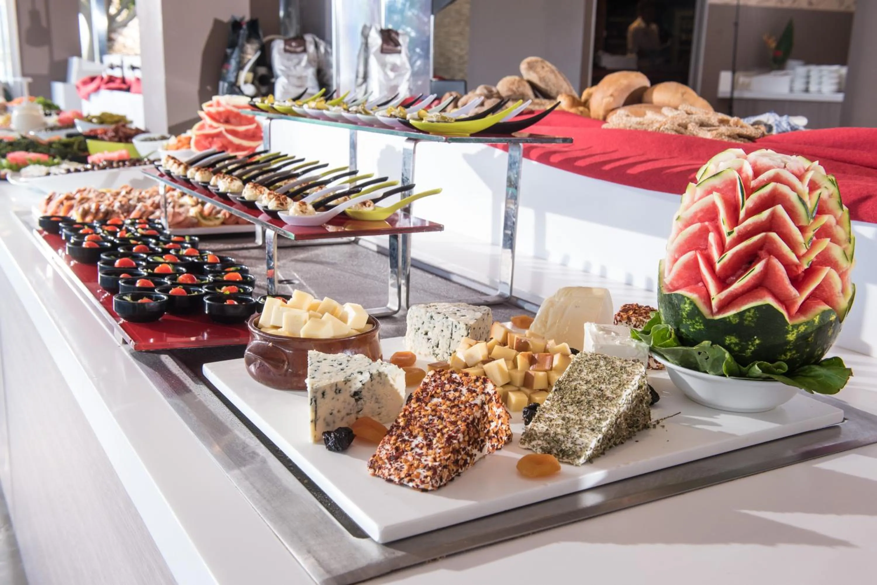 Restaurant/places to eat in Corissia Beach hotel