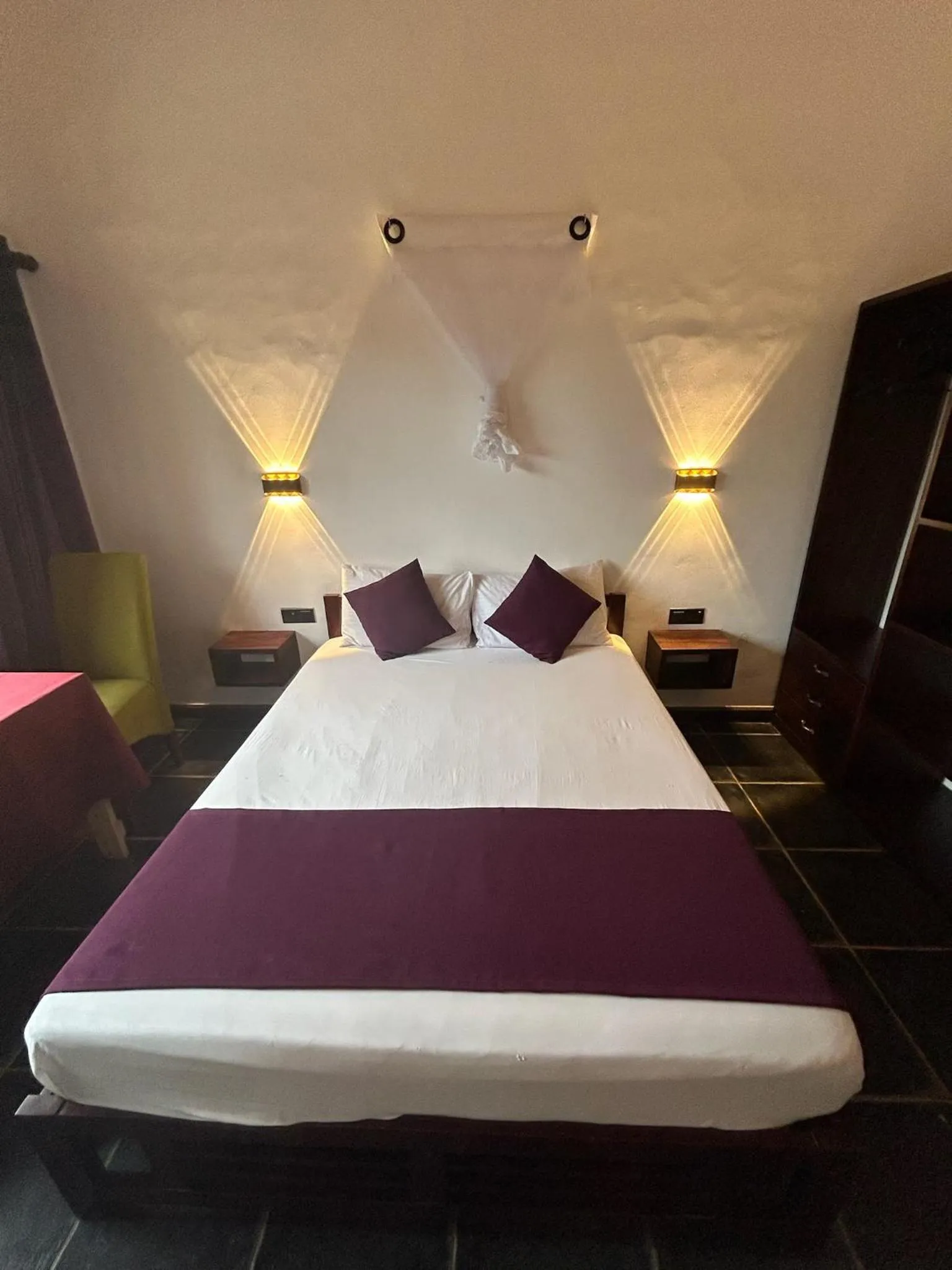 Bed in Reef Bungalow Hotel