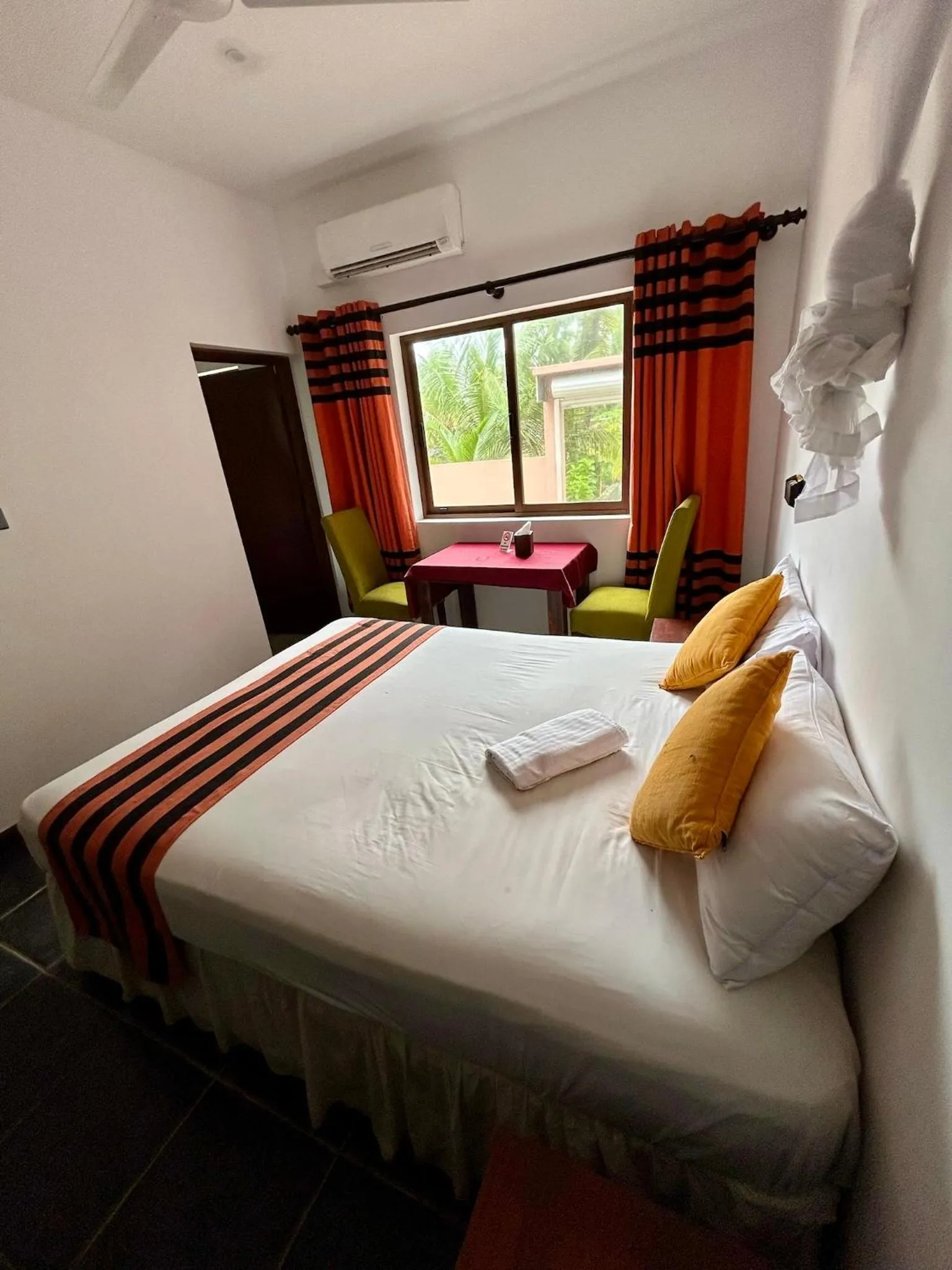 Bed in Reef Bungalow Hotel