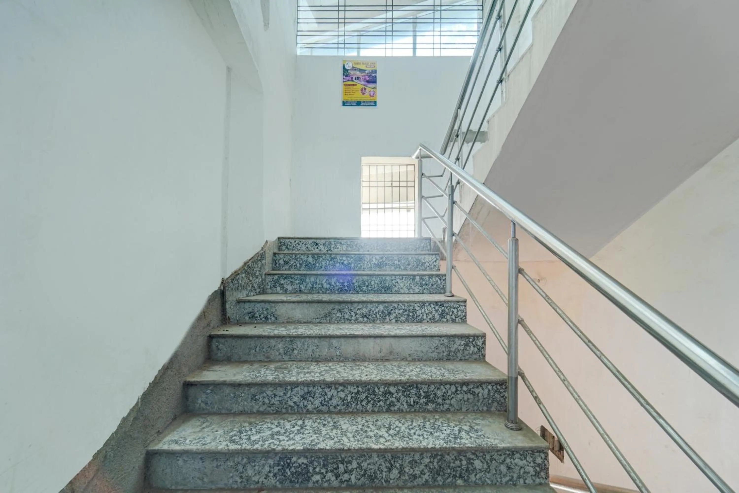 Hotel O Shri Hari Inn