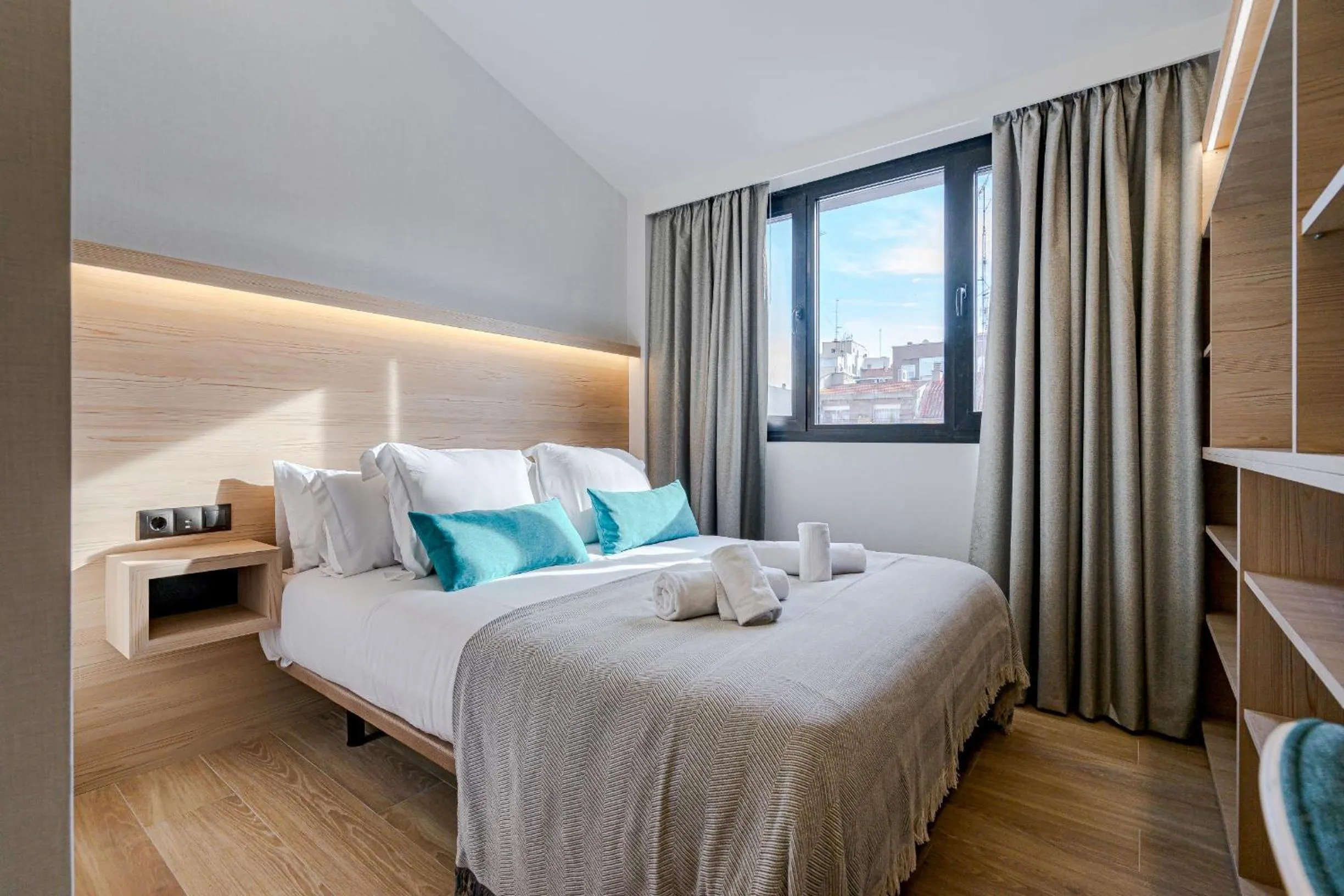 Bed in Feelathome Ventas Suites
