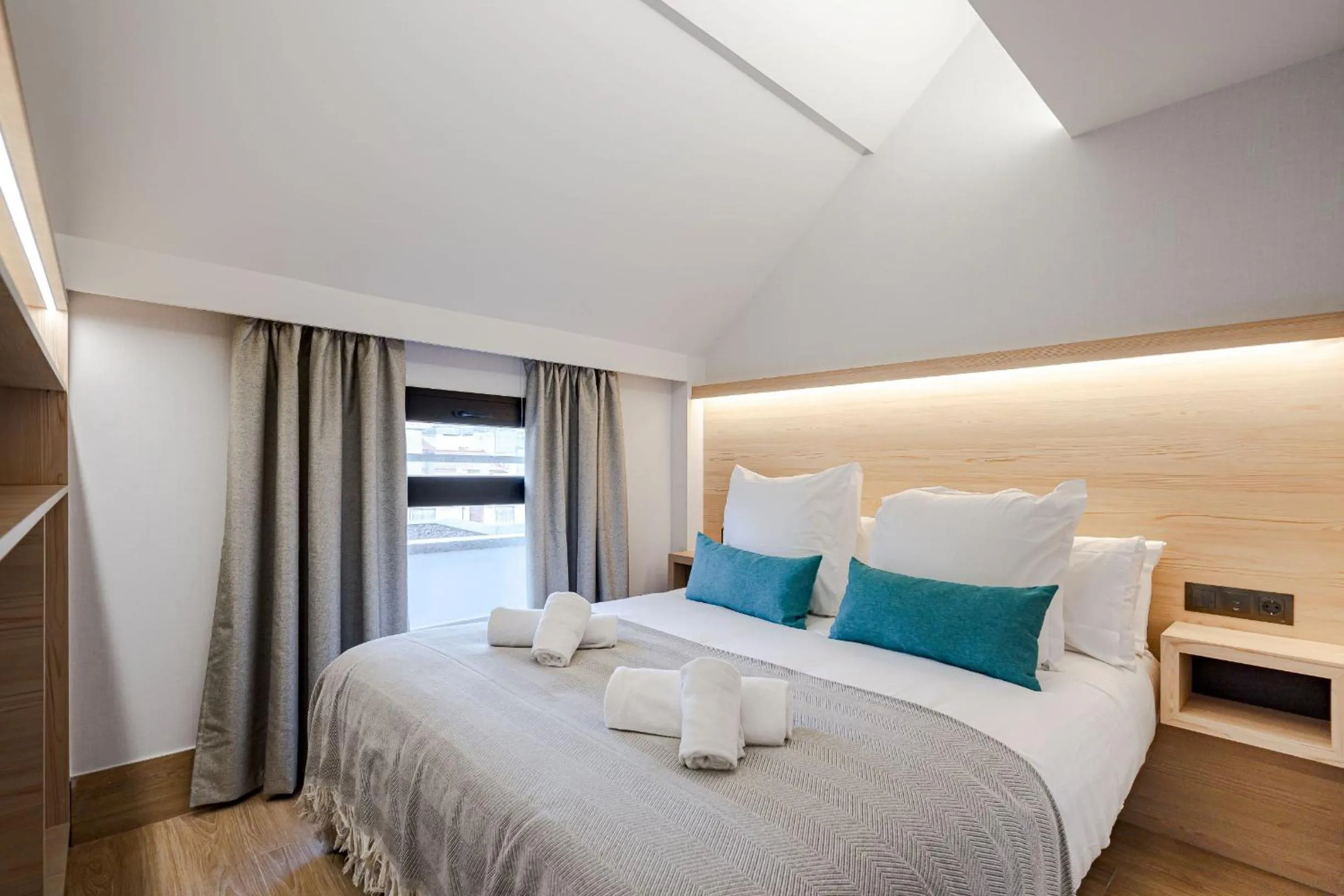 Bed in Feelathome Ventas Suites