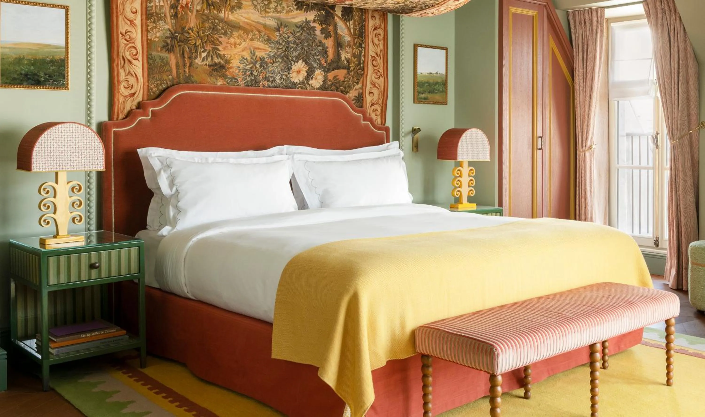 Bed in Le Grand Mazarin