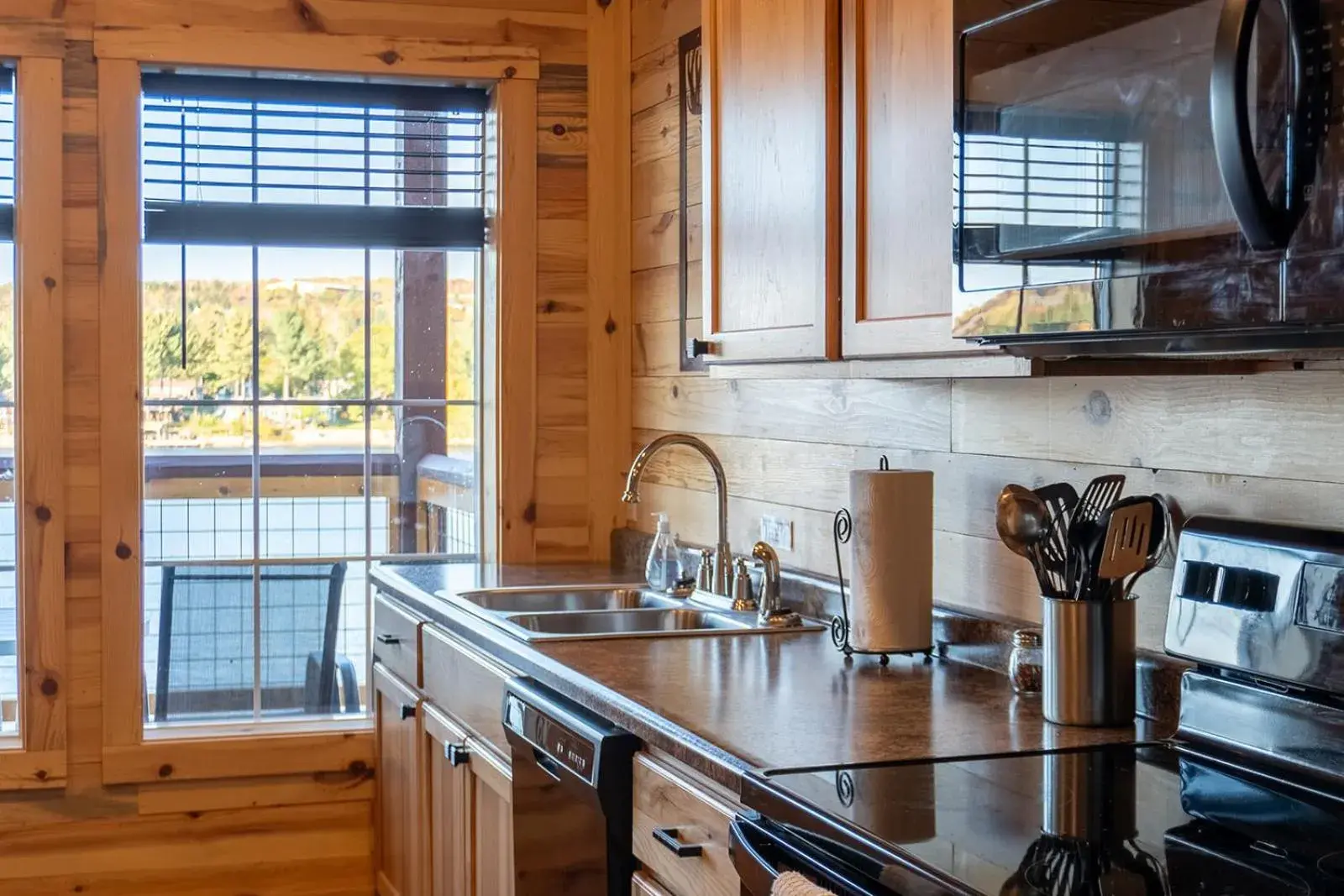 Four-Bedroom House in Keweenaw Waters Resort Four-Bedroom House in Keweenaw Waters Resort