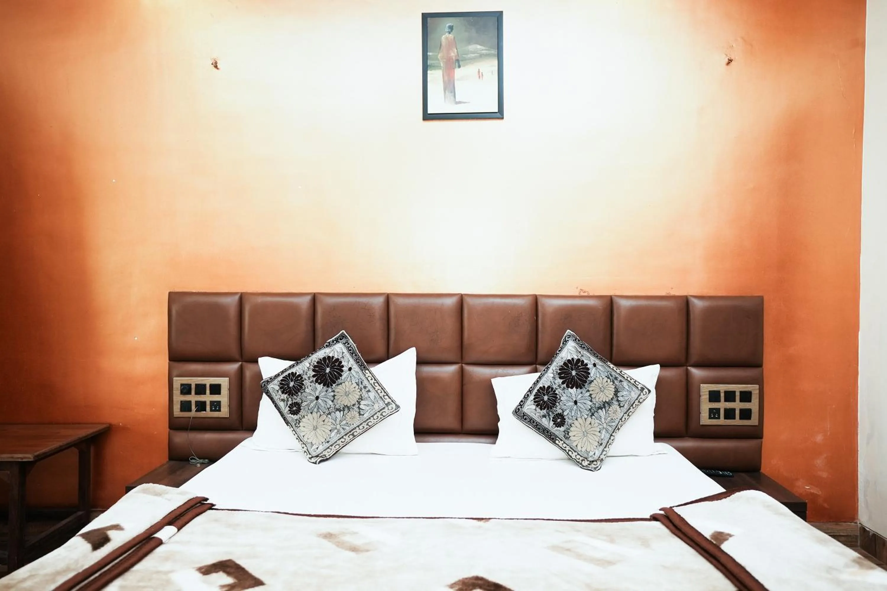 Bedroom, Bed in Dwarka Lawns Cottages