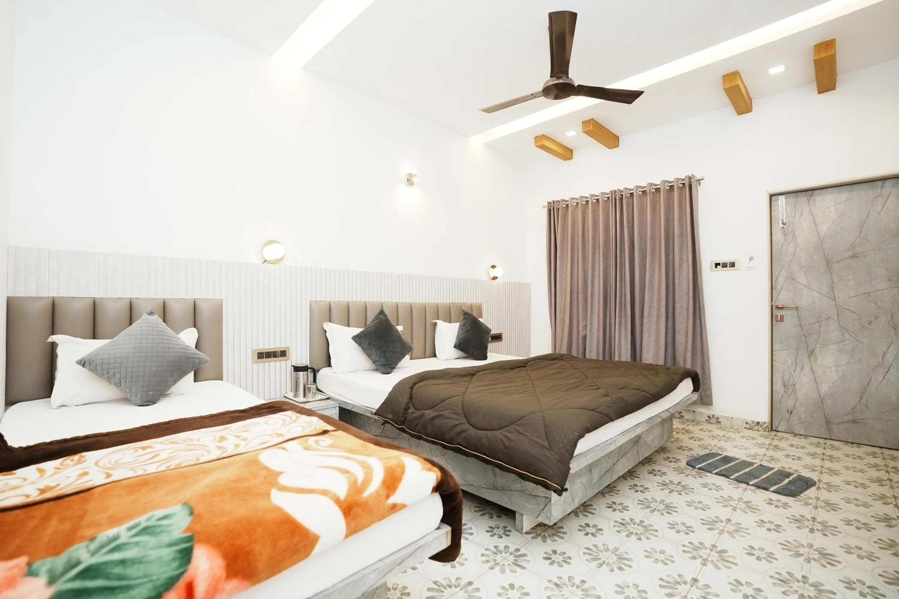 Bedroom, Bed in Dwarka Lawns Cottages