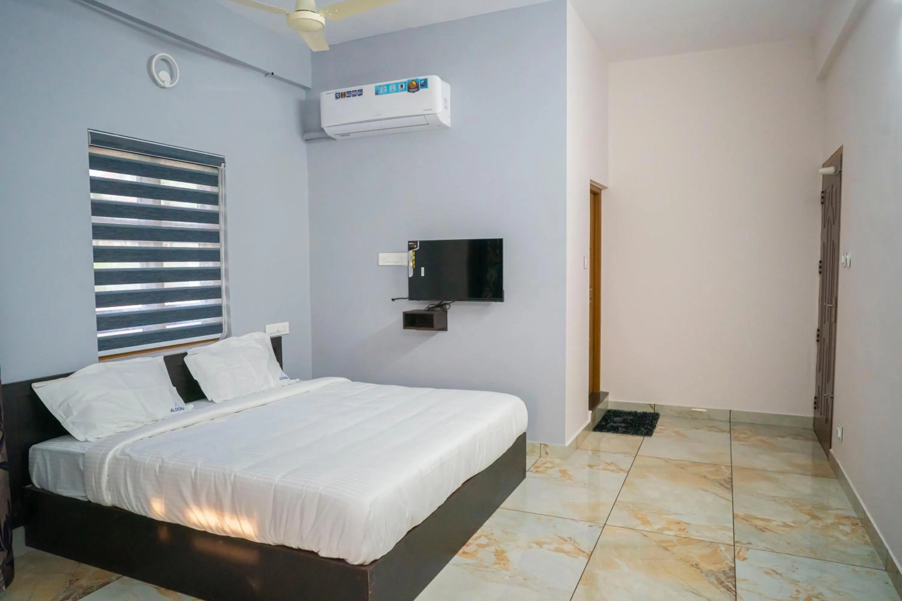 Bedroom, Bed in Aldora Airport Residency