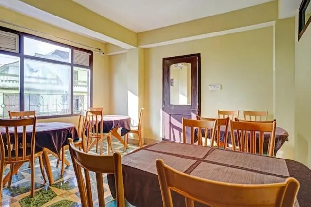 Hotel Siddhi Vinayak Regency, Mg Marg