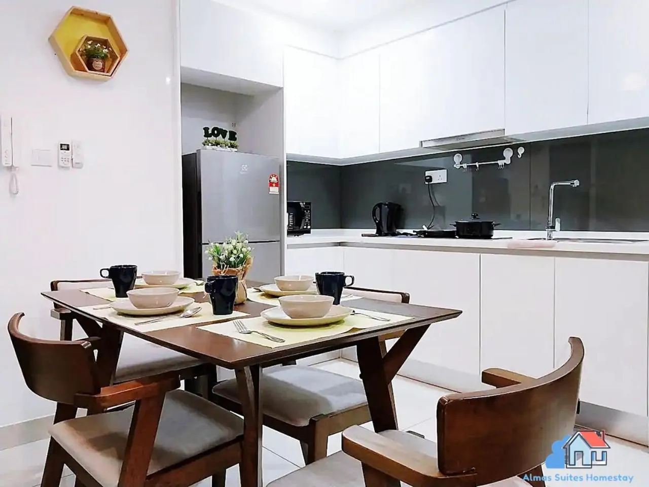 Kitchen or kitchenette in Almas Suites @ Puteri Harbour