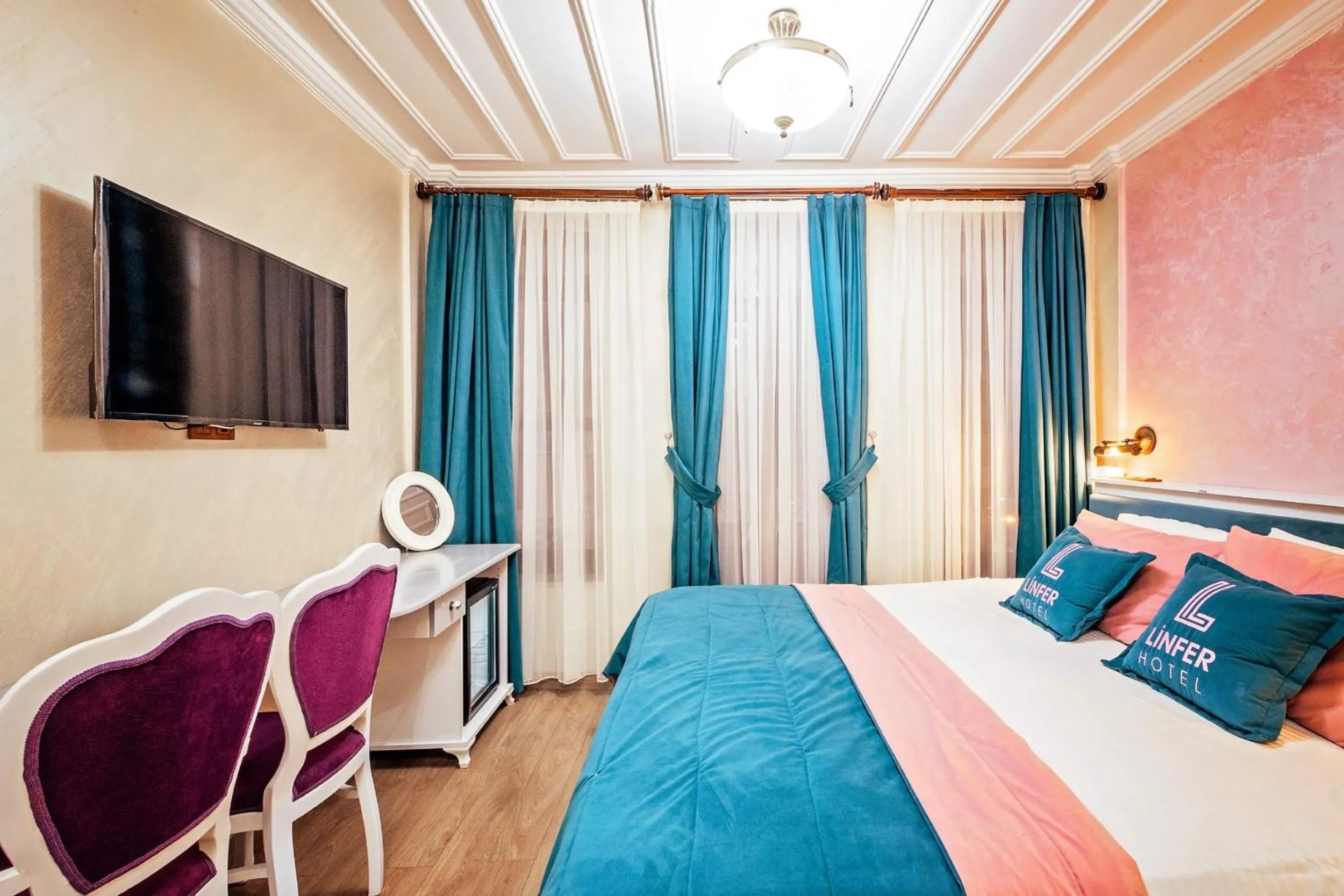 Bed in Linfer Hotel Taksim