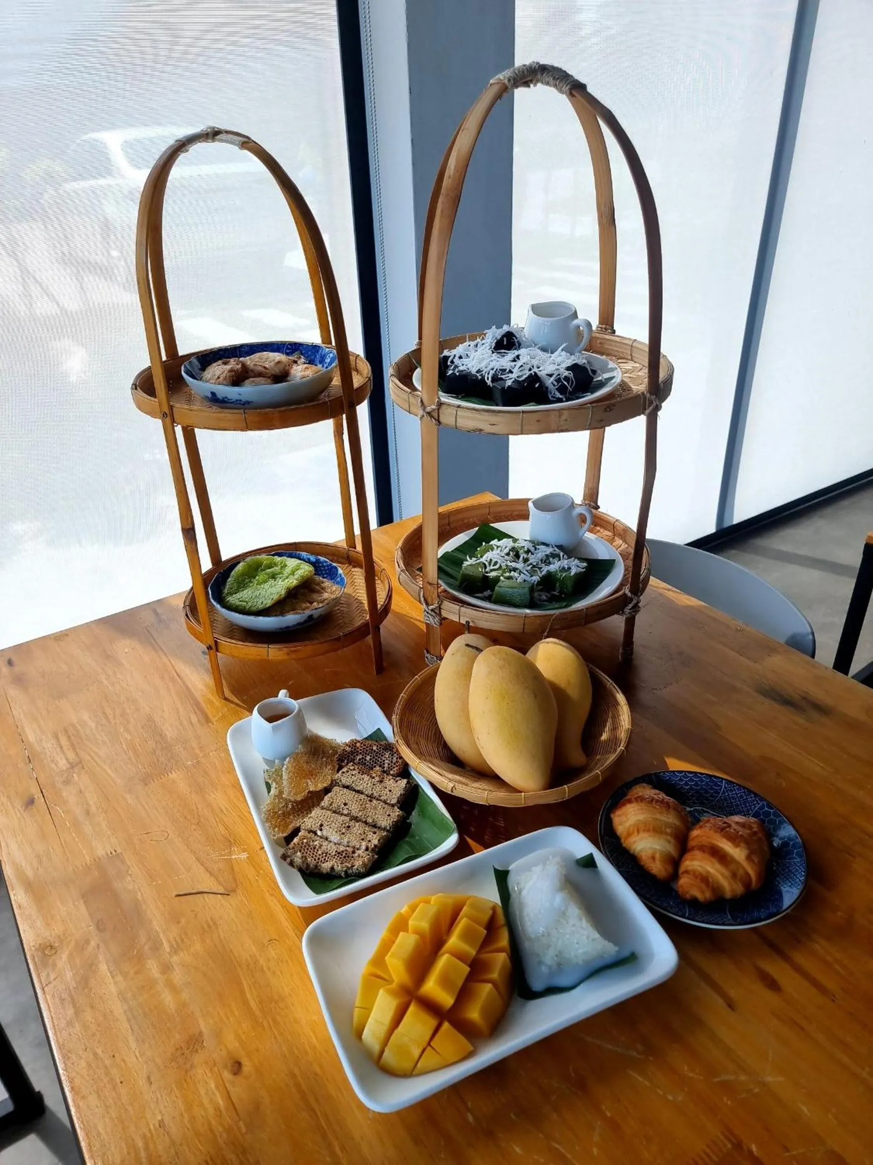 Breakfast in Destino Hotel Surin