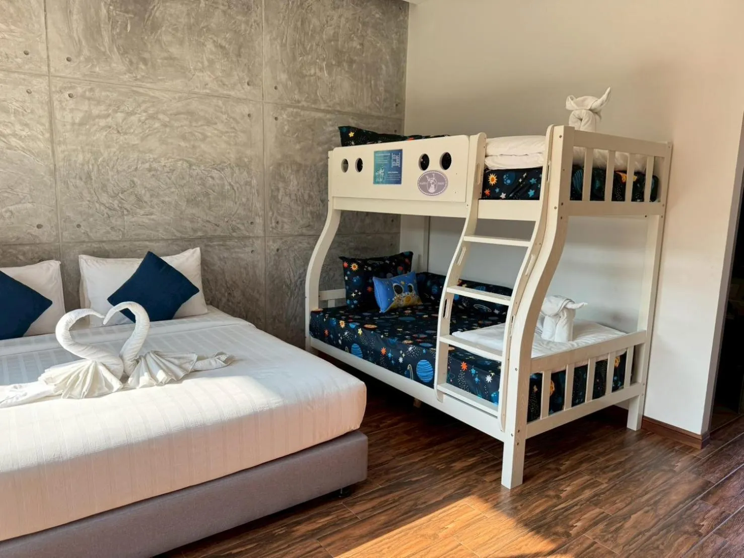 Bed in Destino Hotel Surin