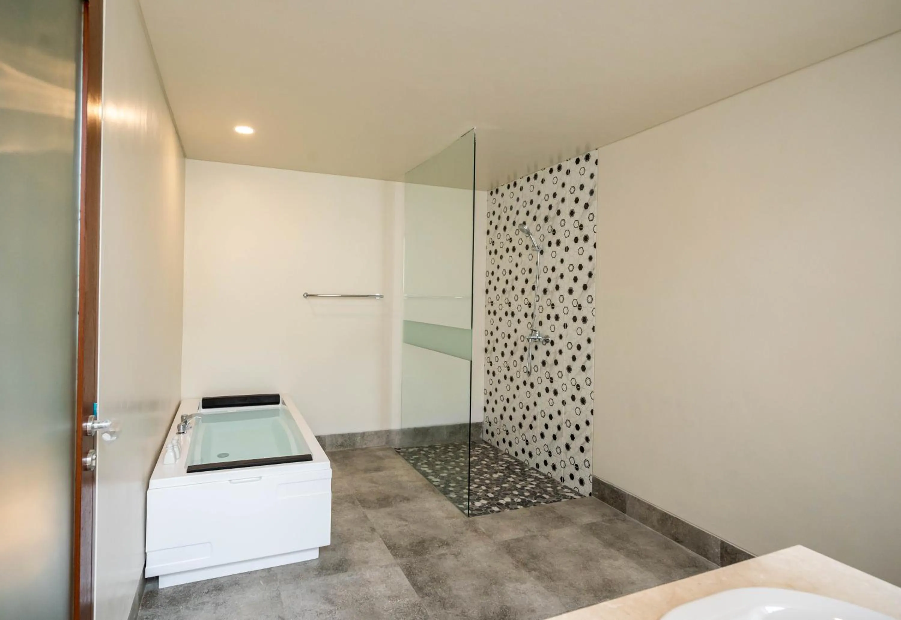 Bathroom, Bed in Shankara Munduk Bali