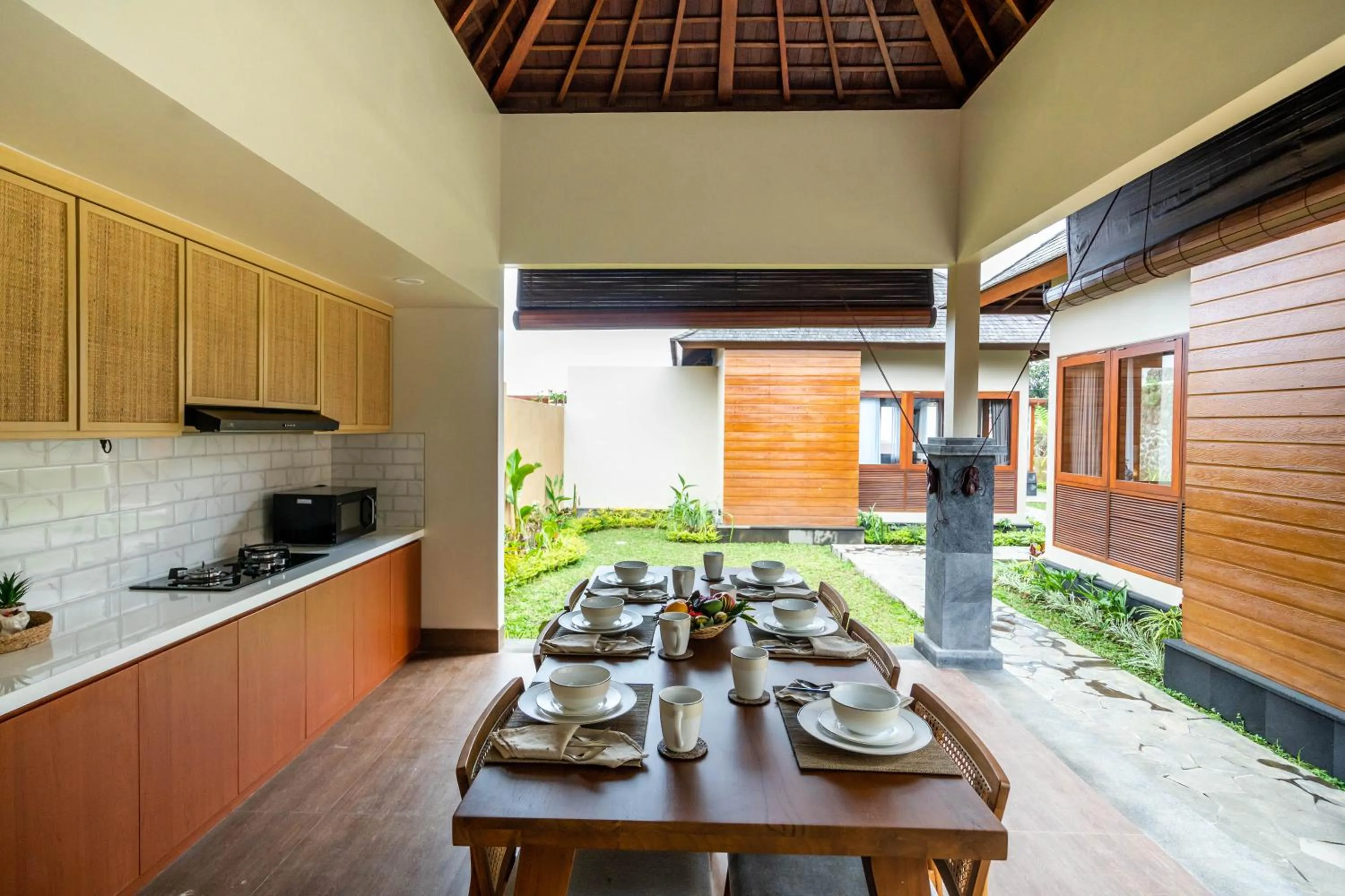 Kitchen or kitchenette in Shankara Munduk Bali