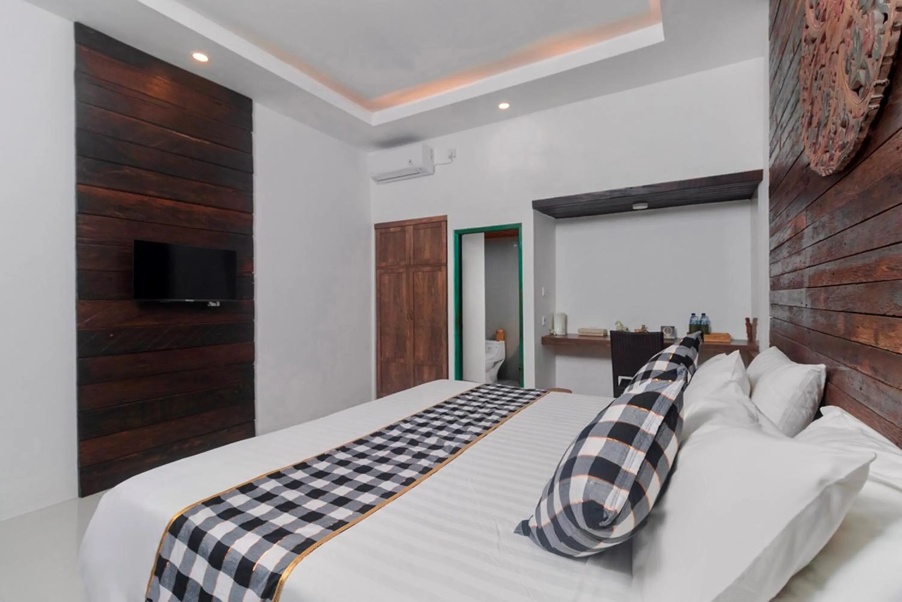 Bed in Nawa Sakti Ubud Suite