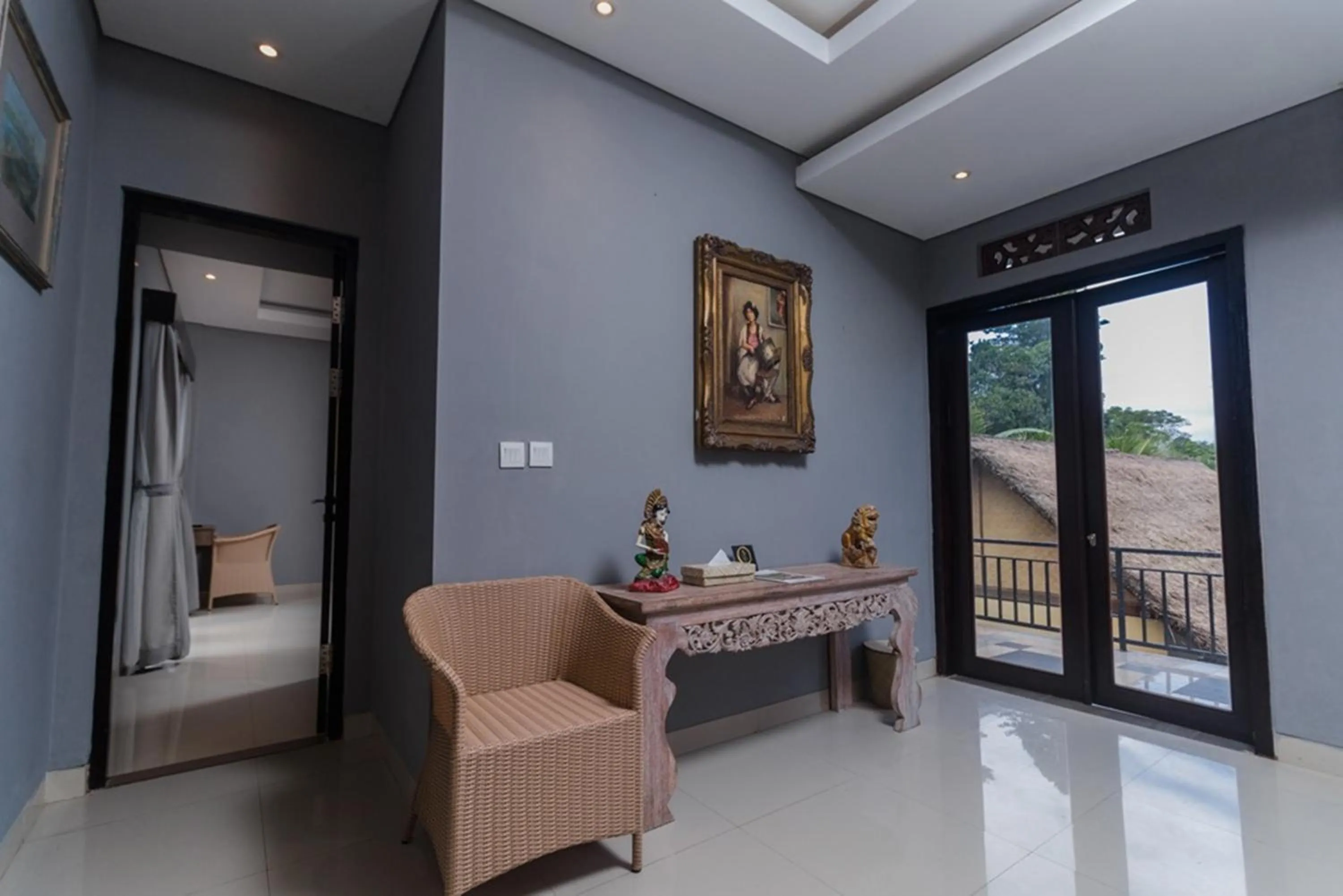 Seating area in Nawa Sakti Ubud Suite