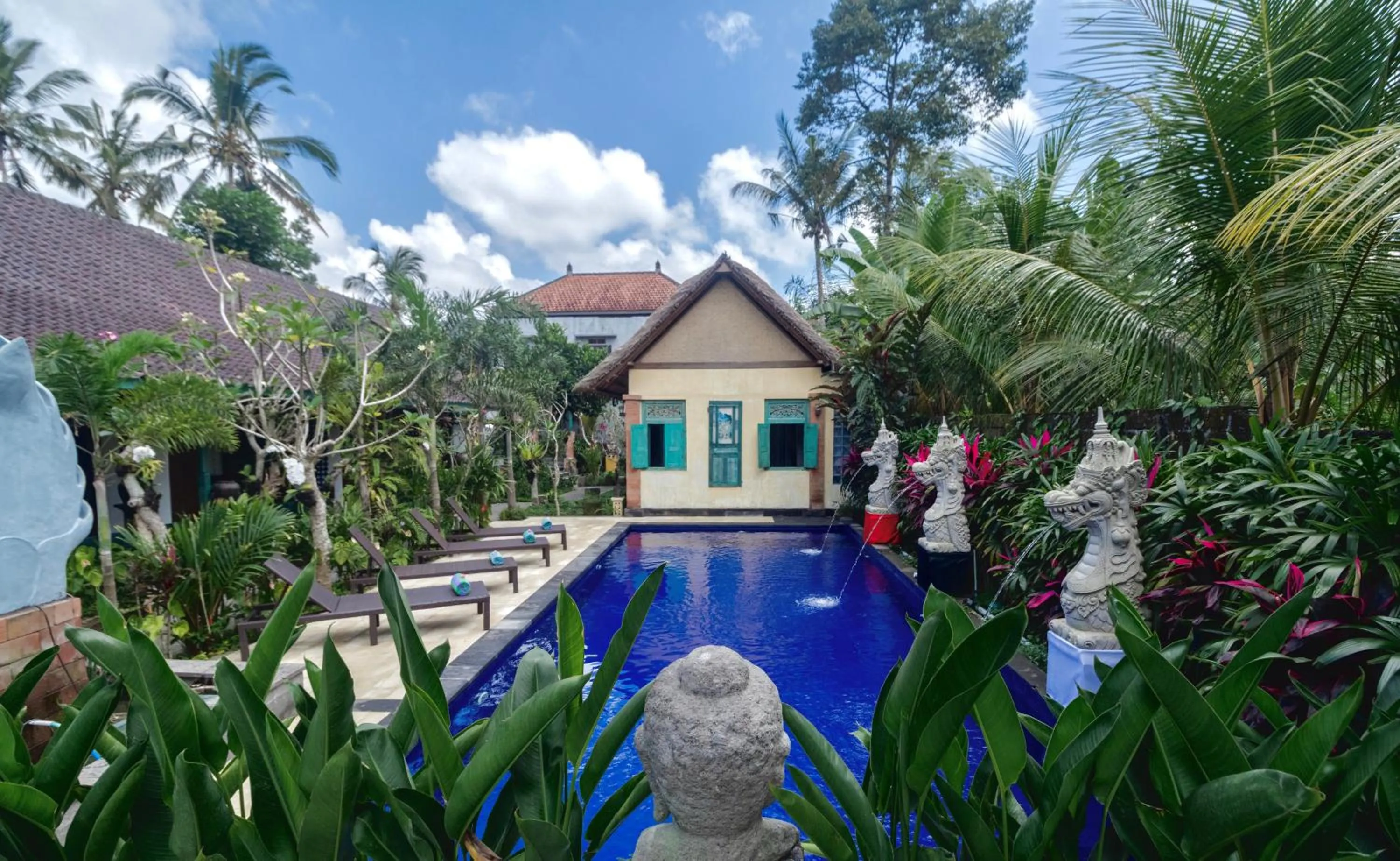 Swimming pool in Nawa Sakti Ubud Suite
