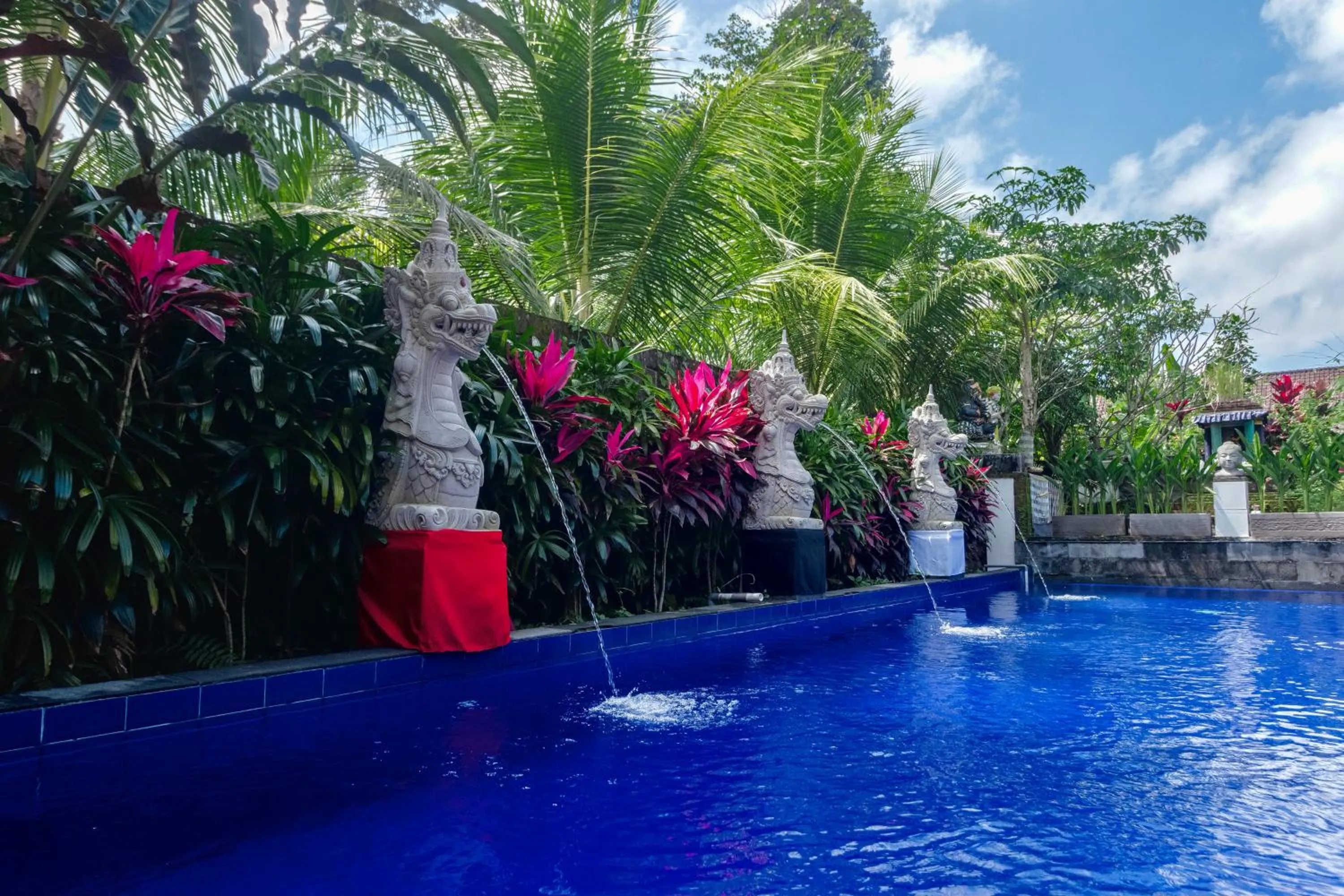 Swimming pool in Nawa Sakti Ubud Suite