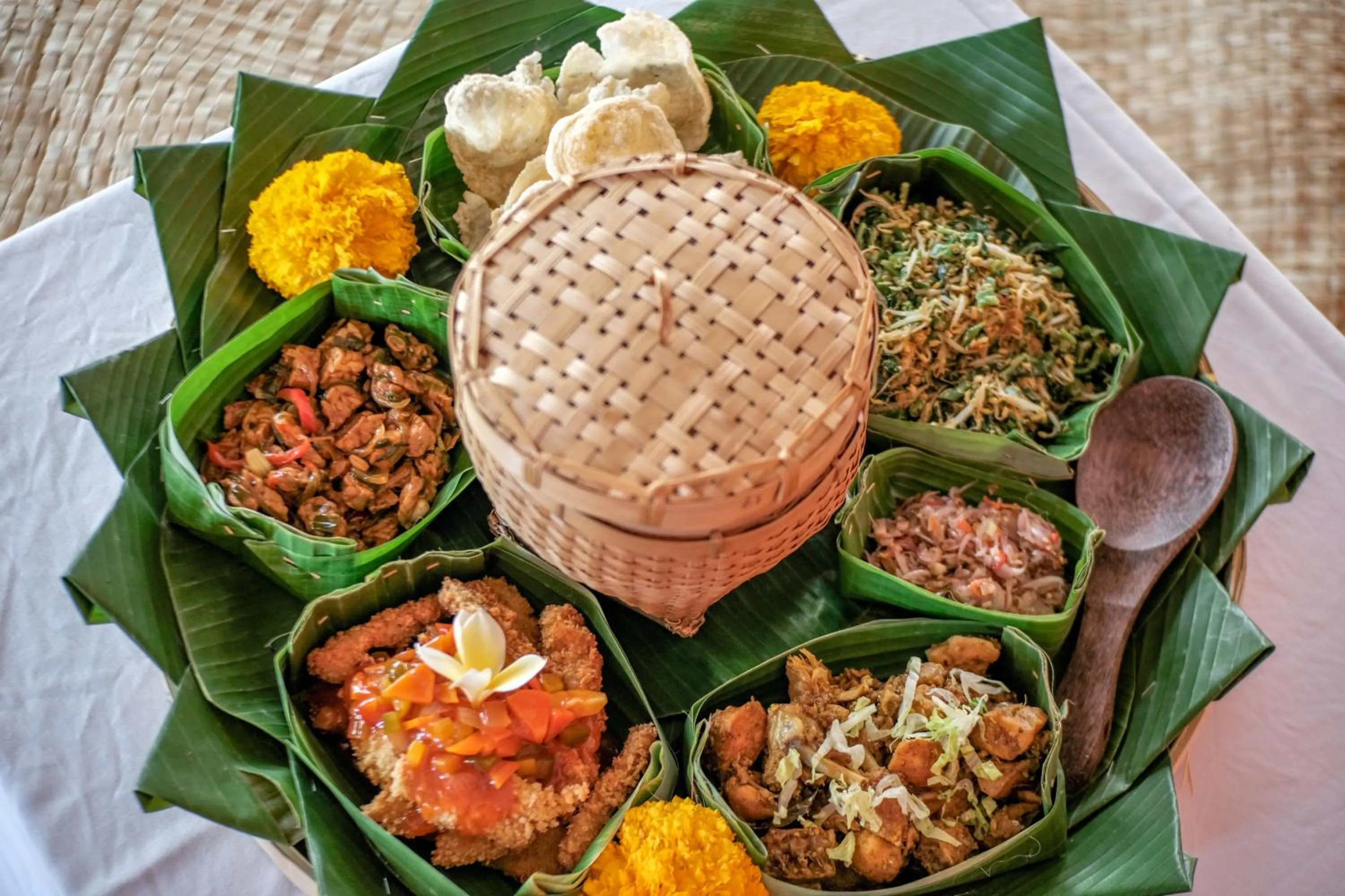 Food and drinks in Nawa Sakti Ubud Suite