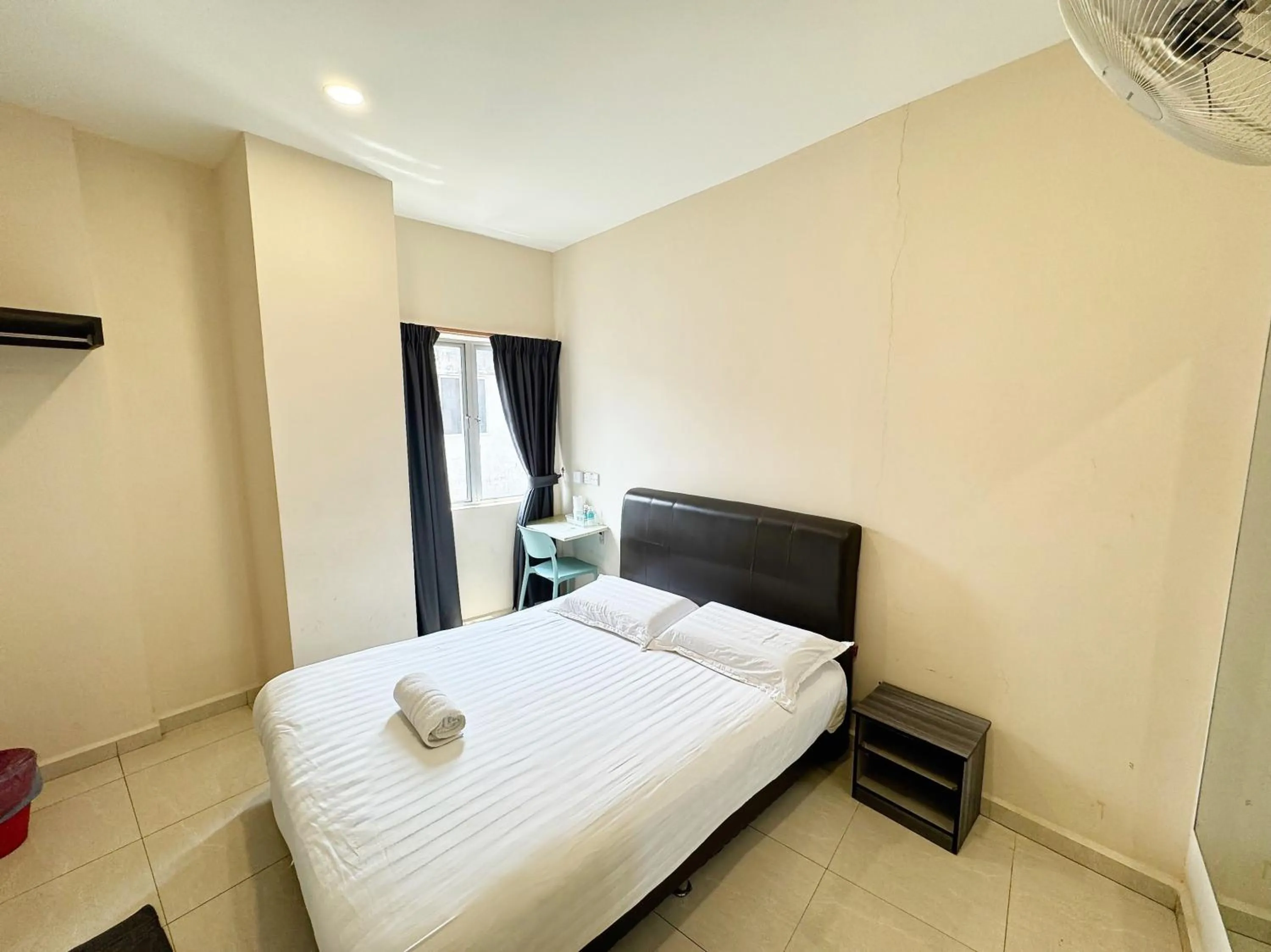 Standard Double Room in OYO 91010 Furich Hotel