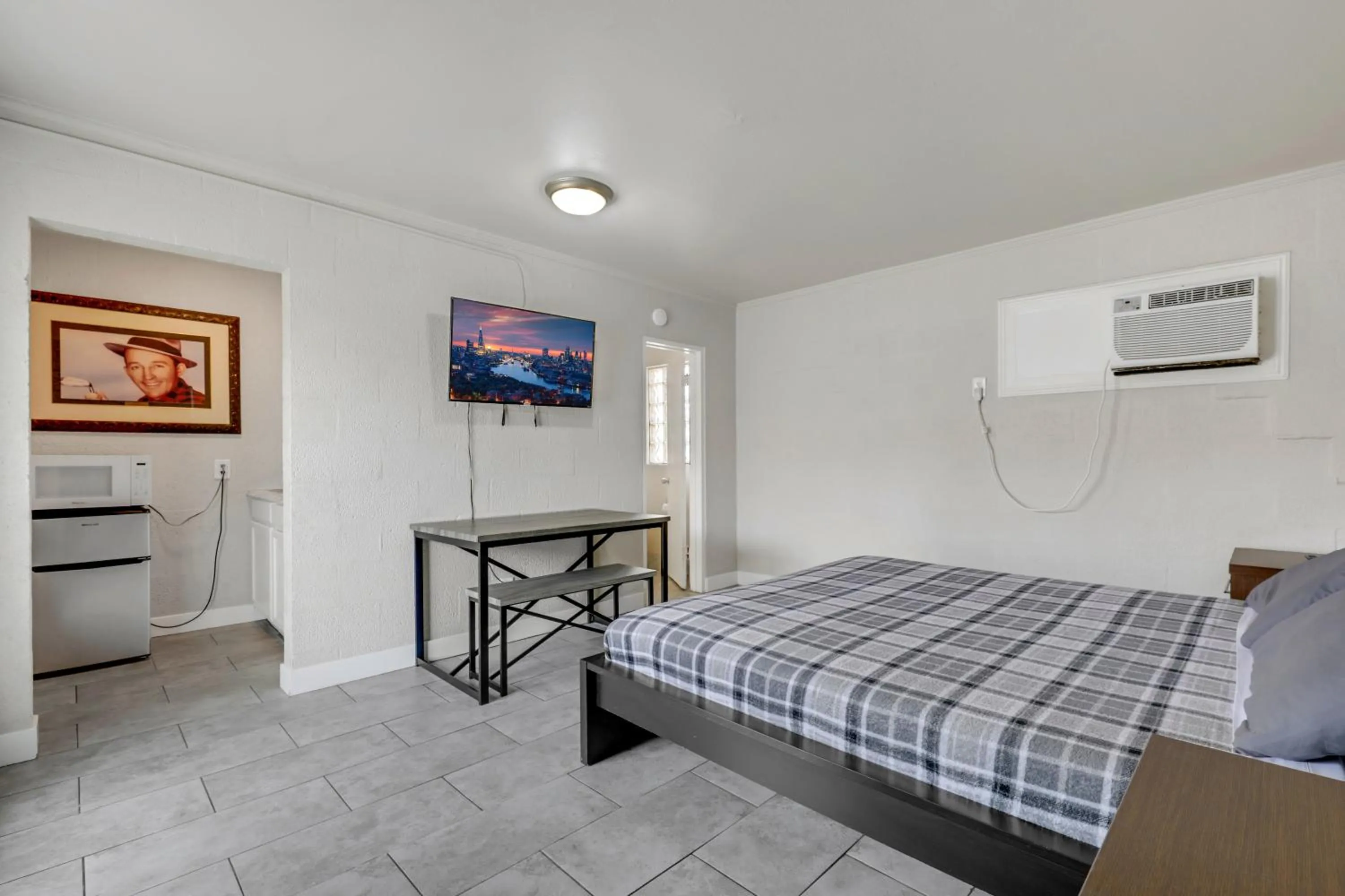 Bed in Desert Moon Motel